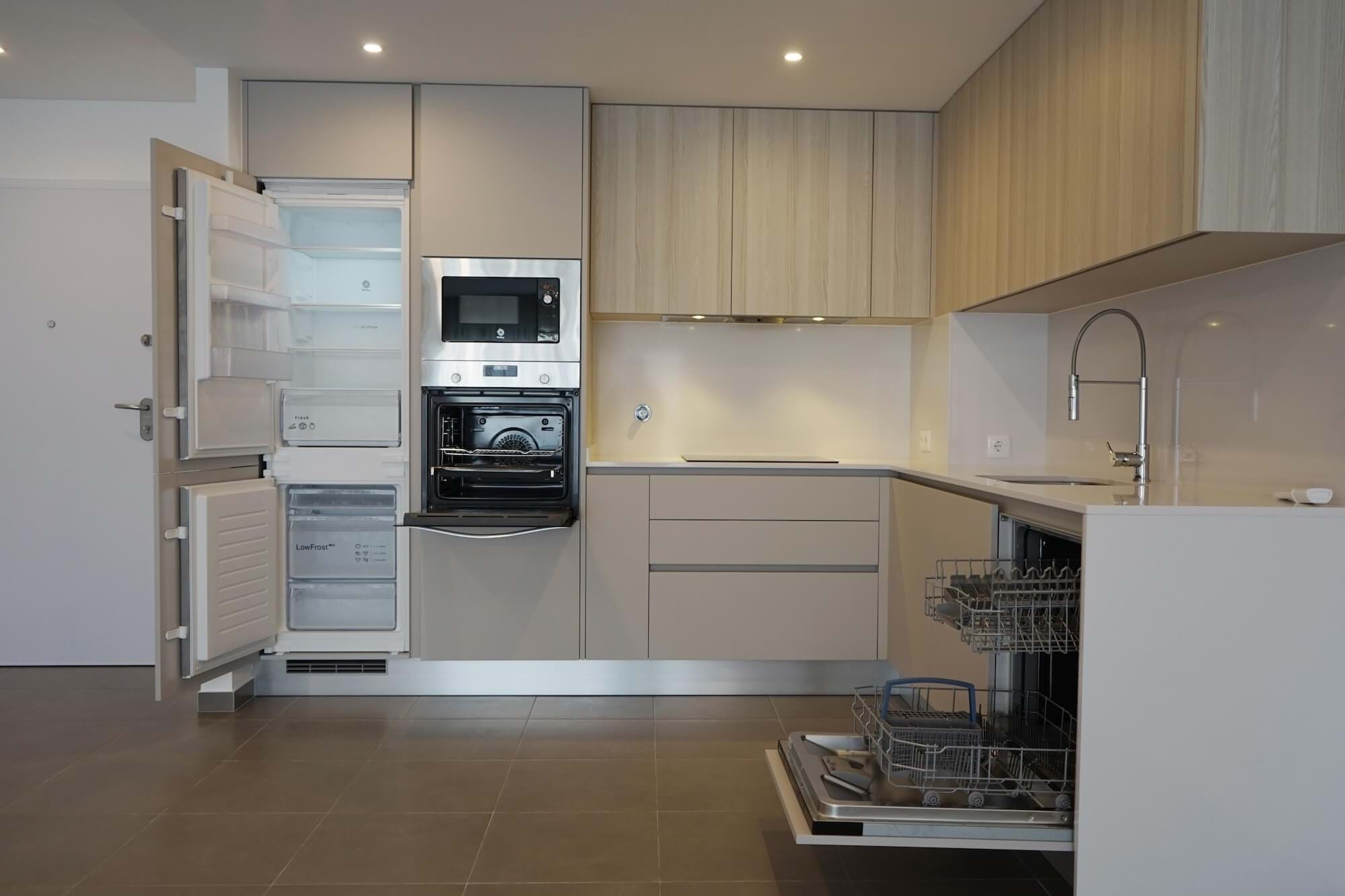 2 Bed, 2 Bath, ApartmentFor Sale, Nazaré, Leiria, 2450-065