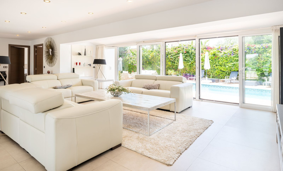 8 Bed, 8 Bath, HouseFor Sale, San Pedro de Alcantara, Malaga