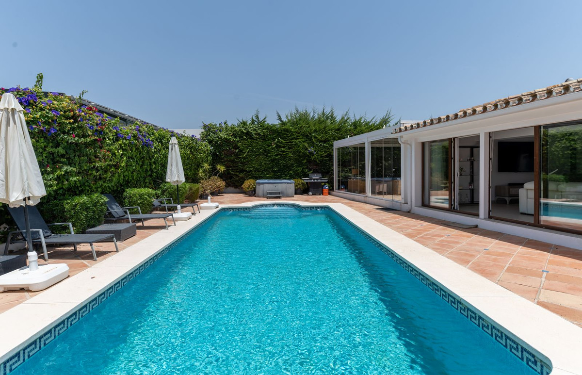 8 Bed, 8 Bath, HouseFor Sale, San Pedro de Alcantara, Malaga