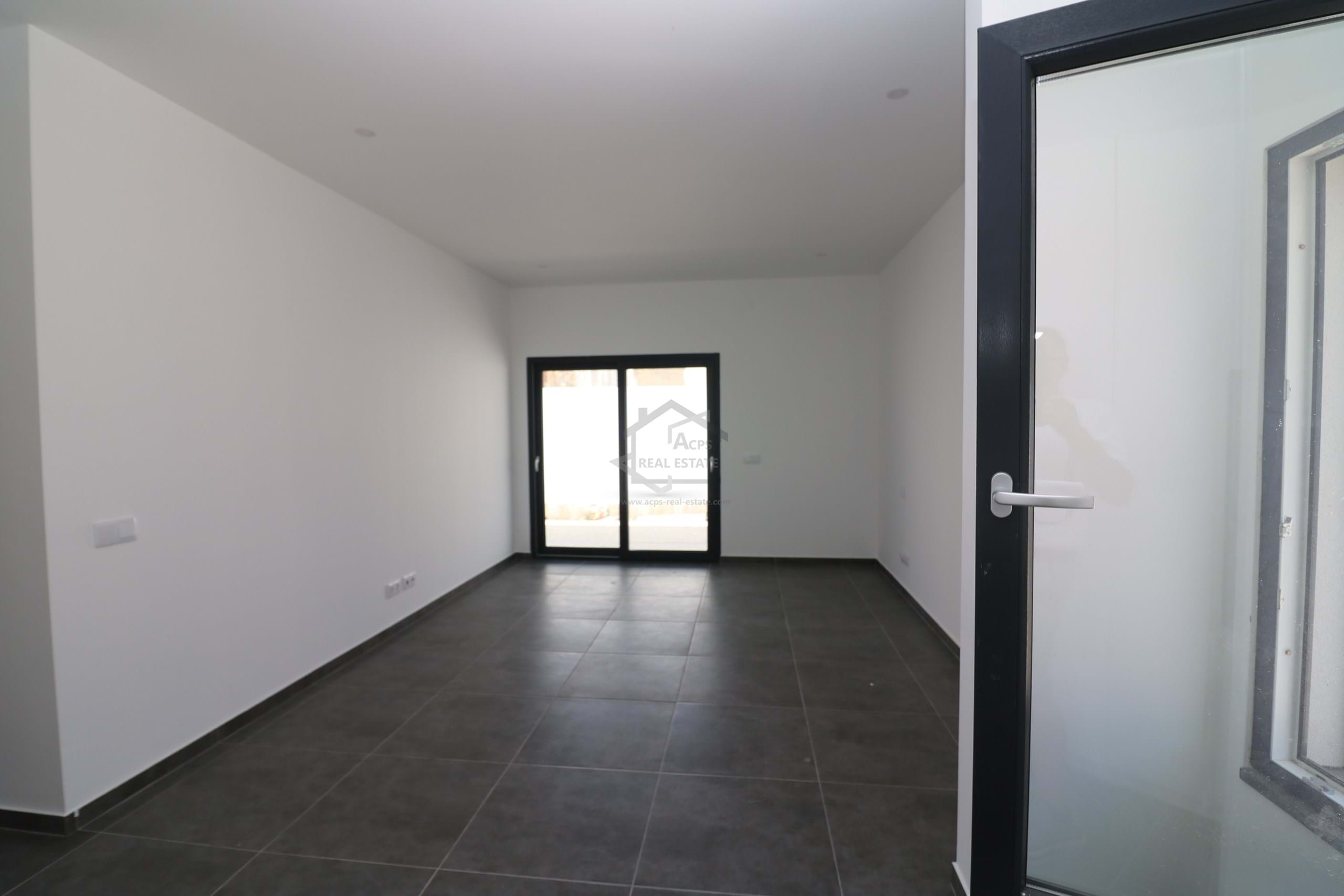 3 Bed, 2 Bath, HouseFor Sale, Sao Bras De Alportel, Faro, 8150-014