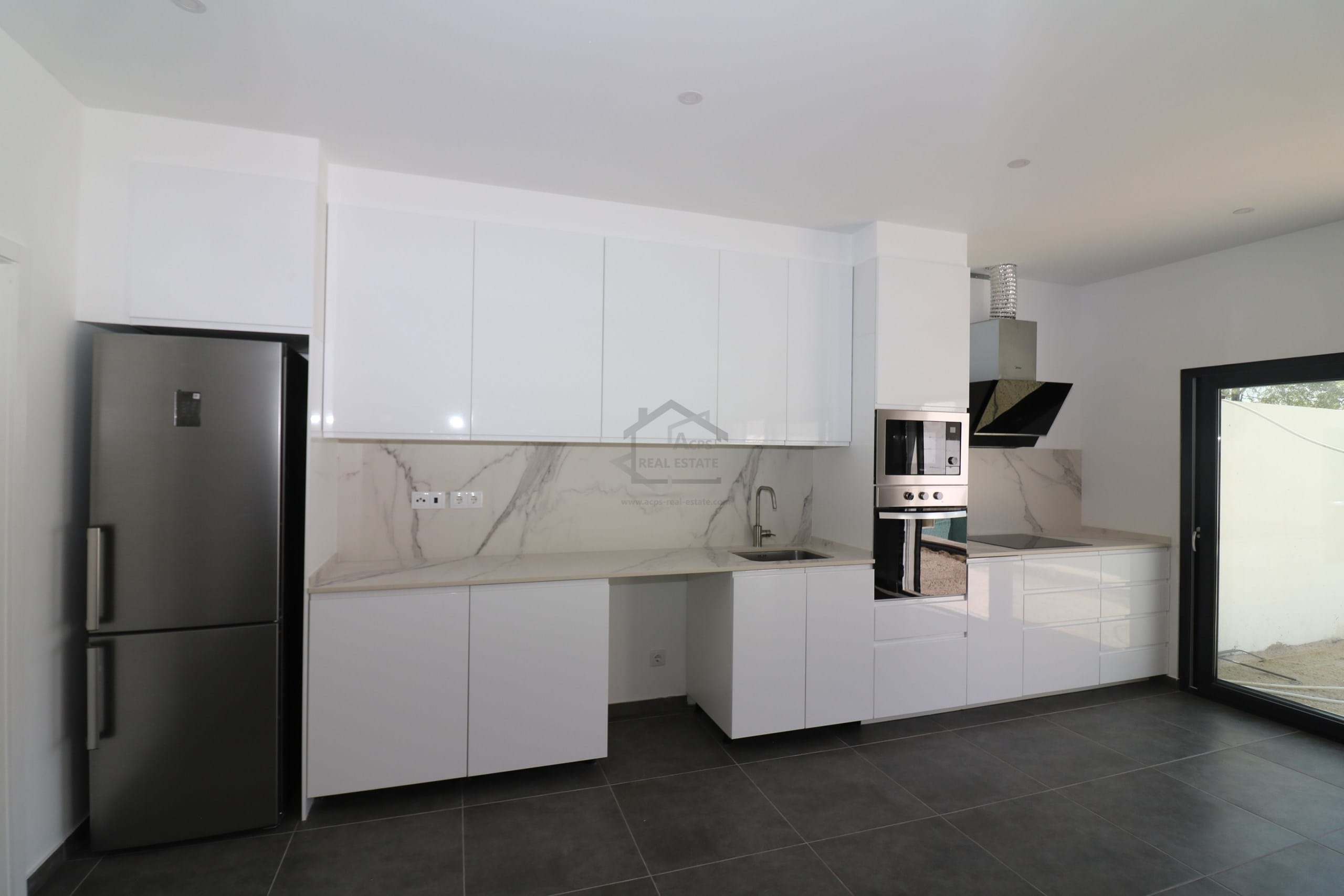 3 Bed, 2 Bath, HouseFor Sale, Sao Bras De Alportel, Faro, 8150-014