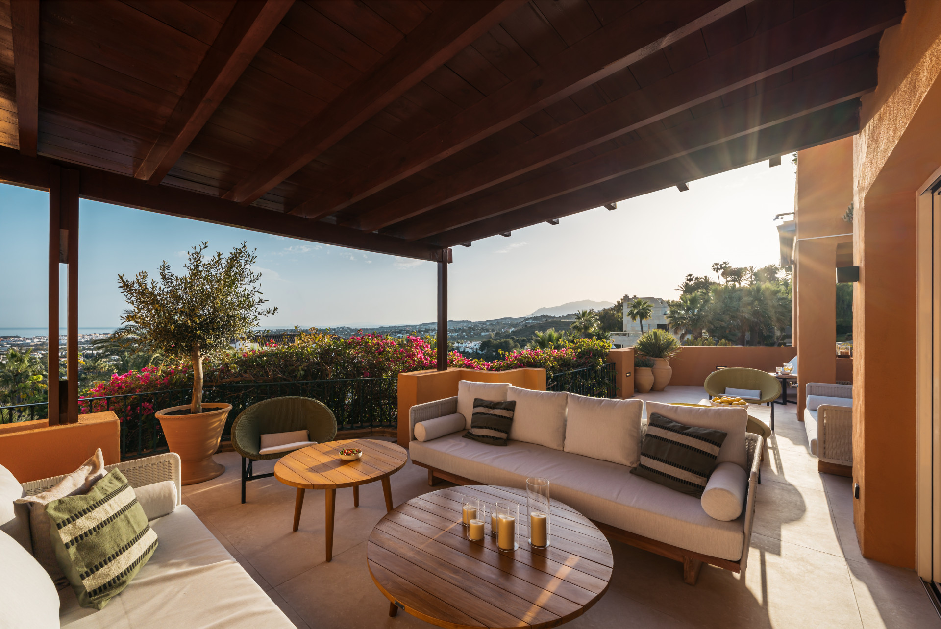 4 Bed, 4 Bath, ApartmentFor Sale, Marbella, Malaga