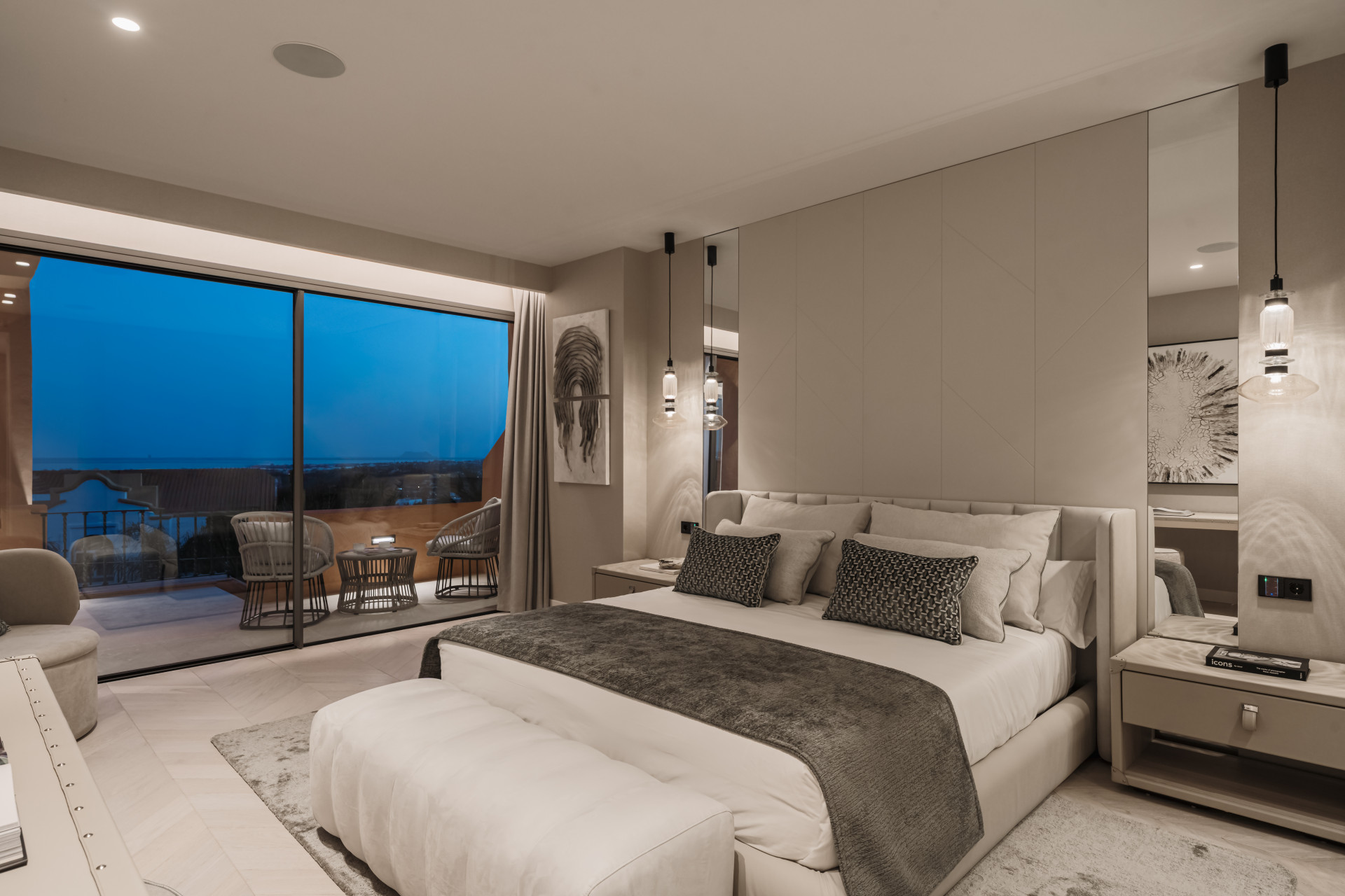 4 Bed, 4 Bath, ApartmentFor Sale, Marbella, Malaga