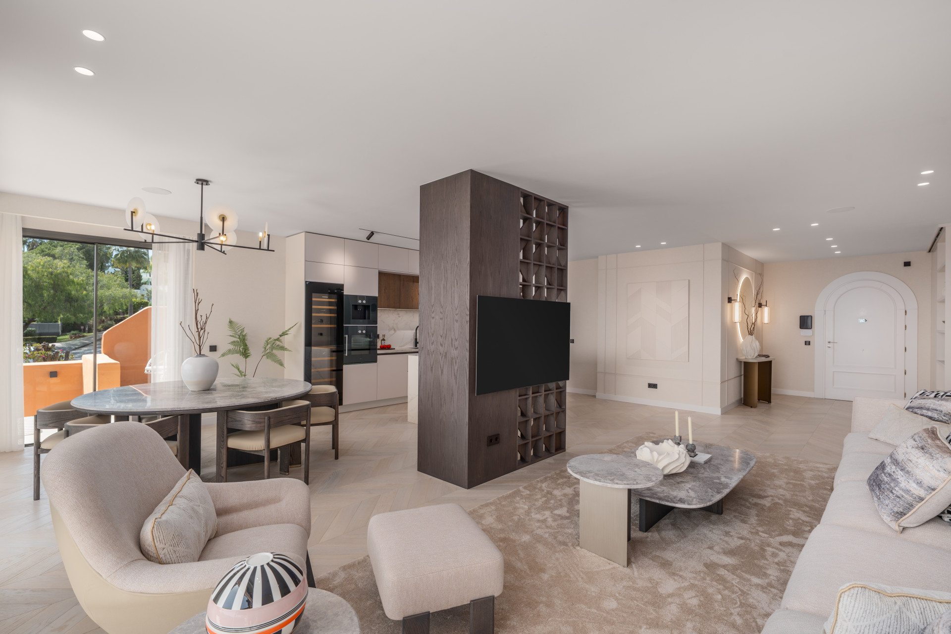 4 Bed, 4 Bath, ApartmentFor Sale, Marbella, Malaga