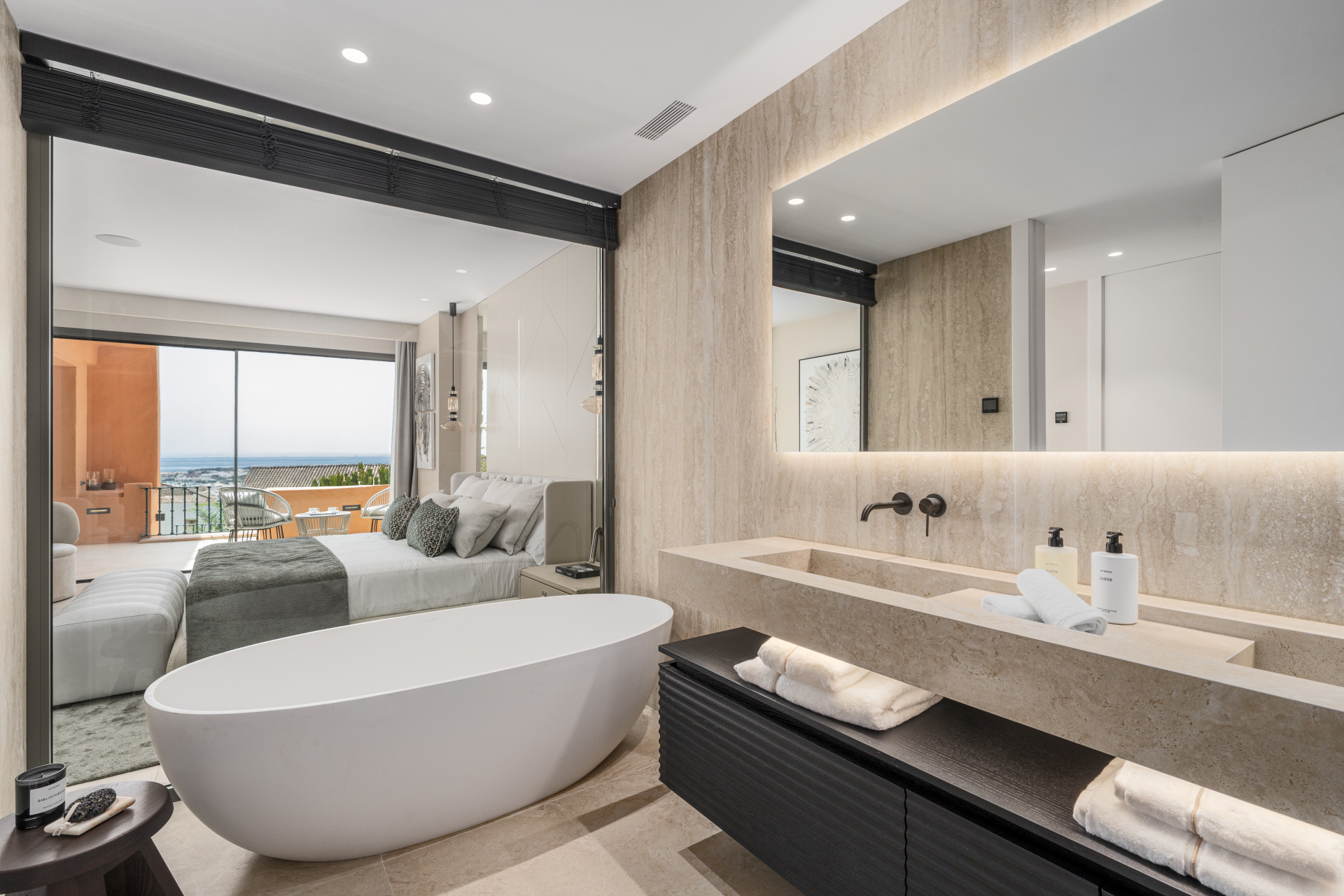 4 Bed, 4 Bath, ApartmentFor Sale, Marbella, Malaga