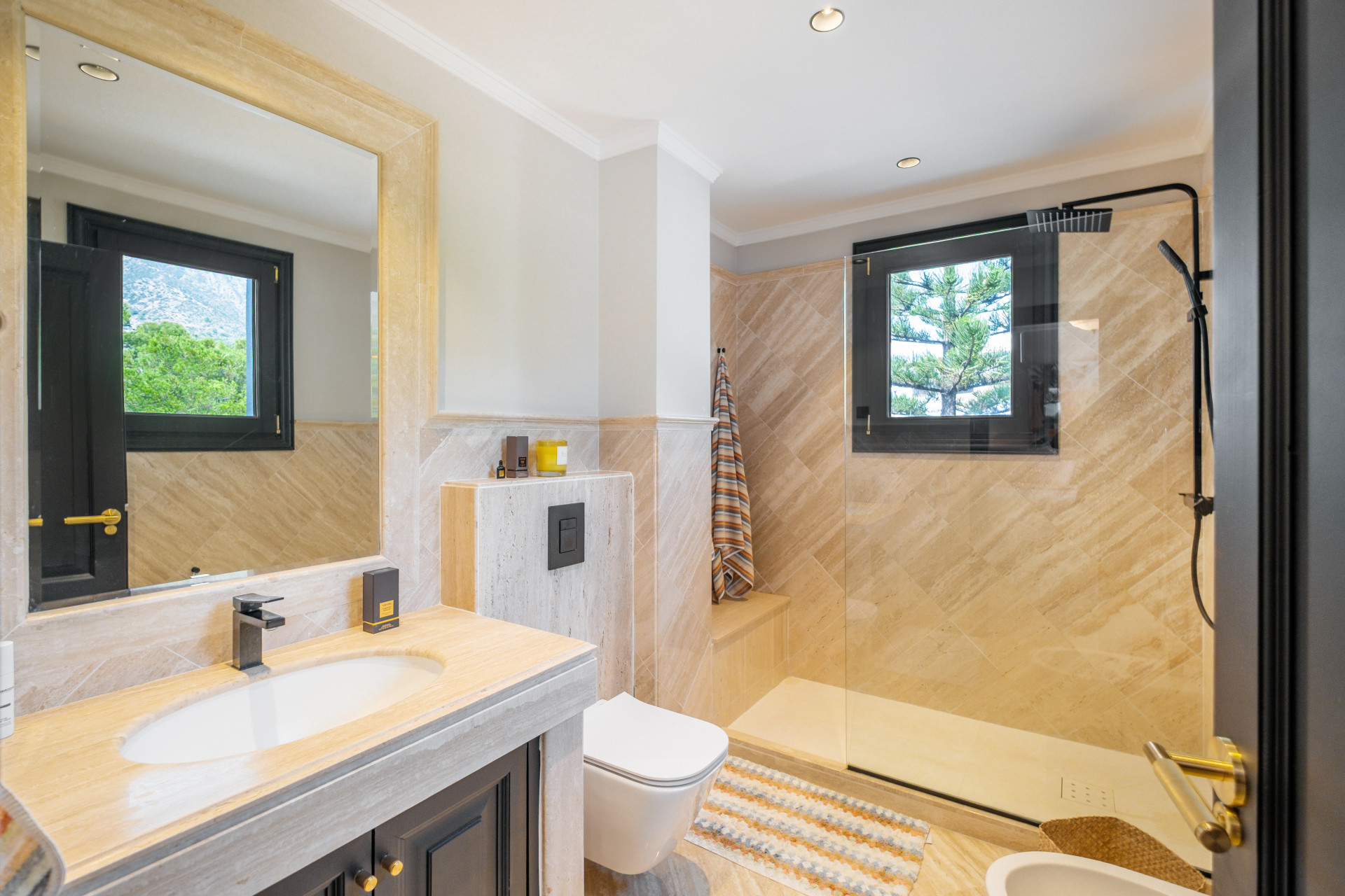 4 Bed, 4 Bath, HouseFor Sale, Marbella, Malaga