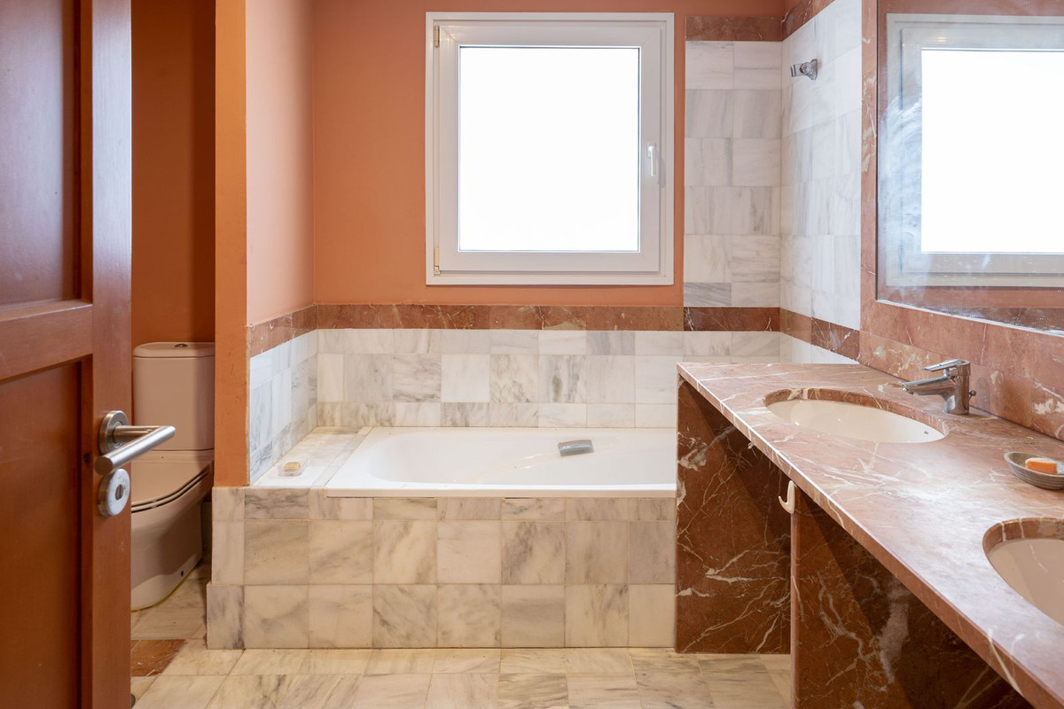 4 Bed, 5 Bath, HouseFor Sale, Sotogrande, Cadiz 4 Bed, 5 Bath, HouseFor Sale, Sotogrande, Cadiz