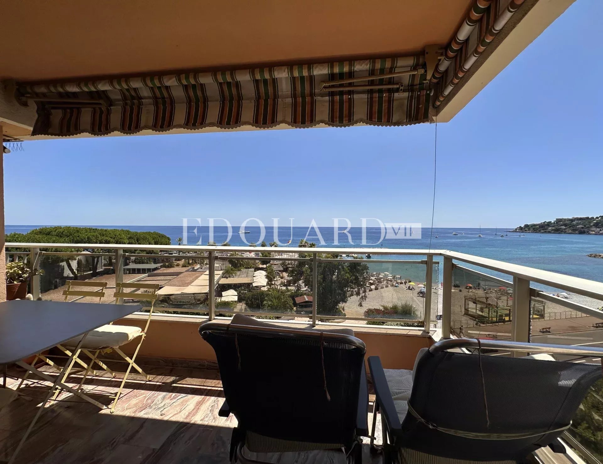 2 Bed, 1 Bath, ApartmentFor Sale, Roquebrune-Cap-Martin, Alpes-Maritimes