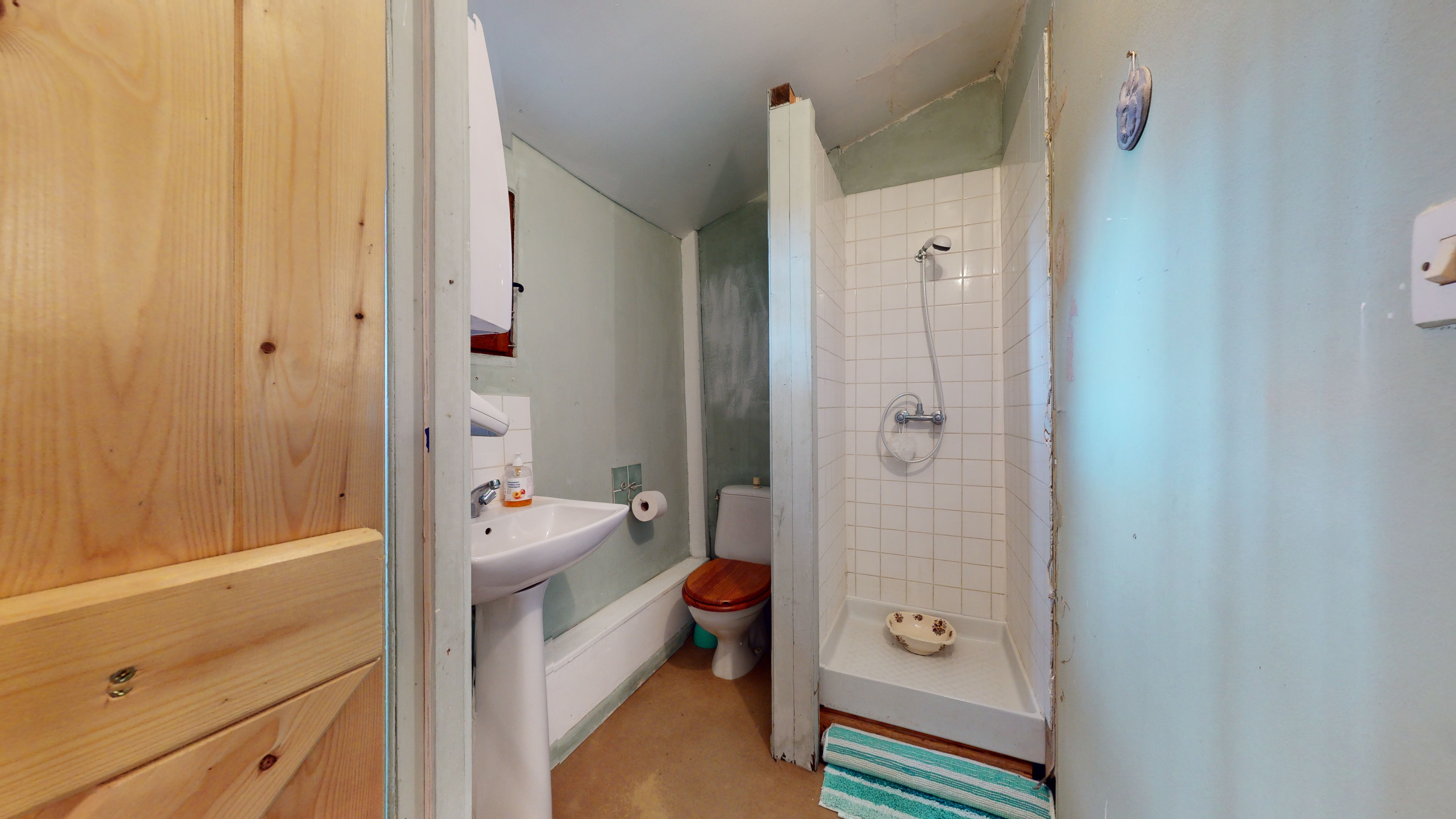 3 Bed, 1 Bath, HouseFor Sale, Lauzun, Lot-et-Garonne, Aquitaine, 47410