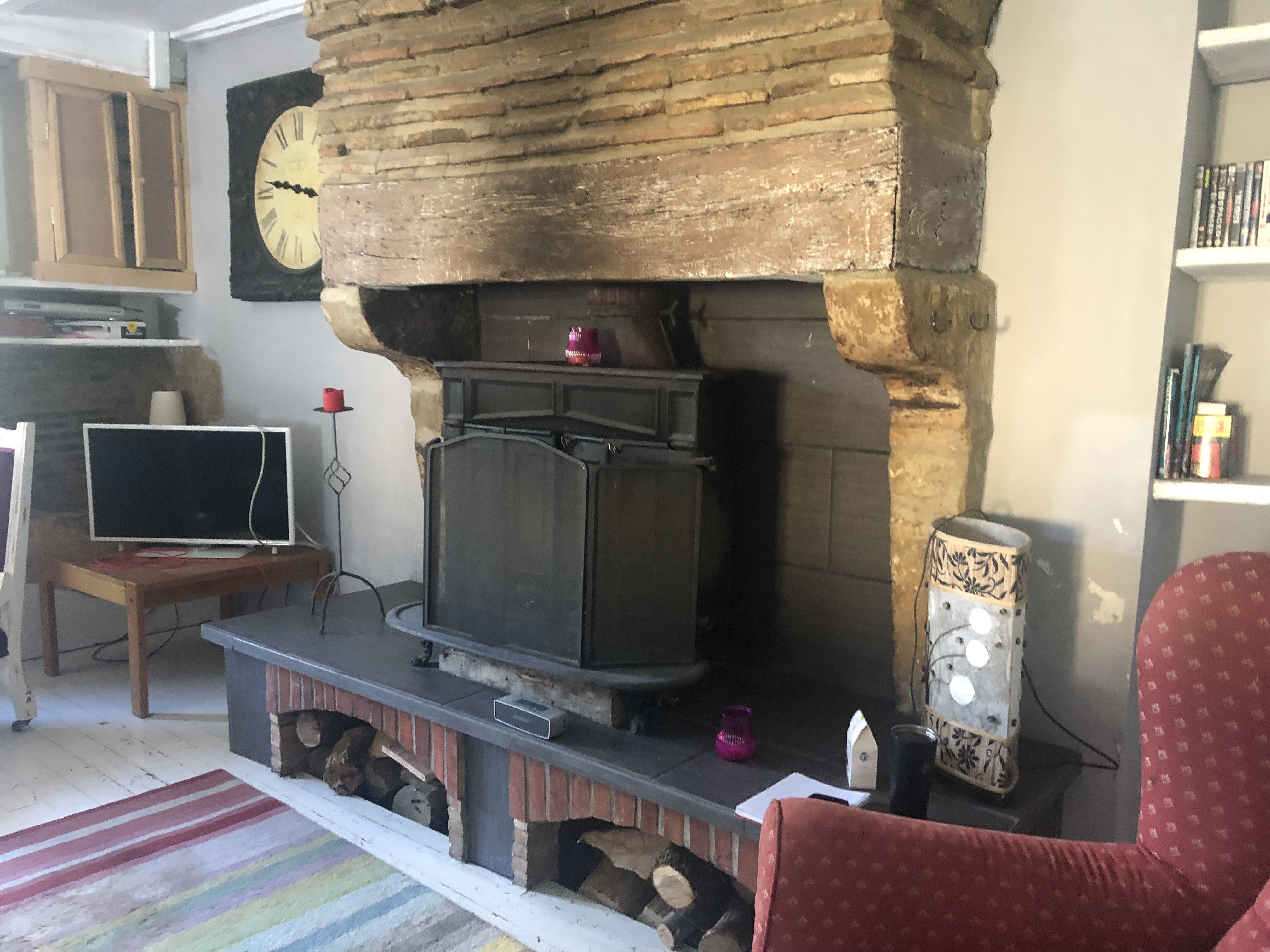 3 Bed, 1 Bath, HouseFor Sale, Lauzun, Lot-et-Garonne, Aquitaine, 47410