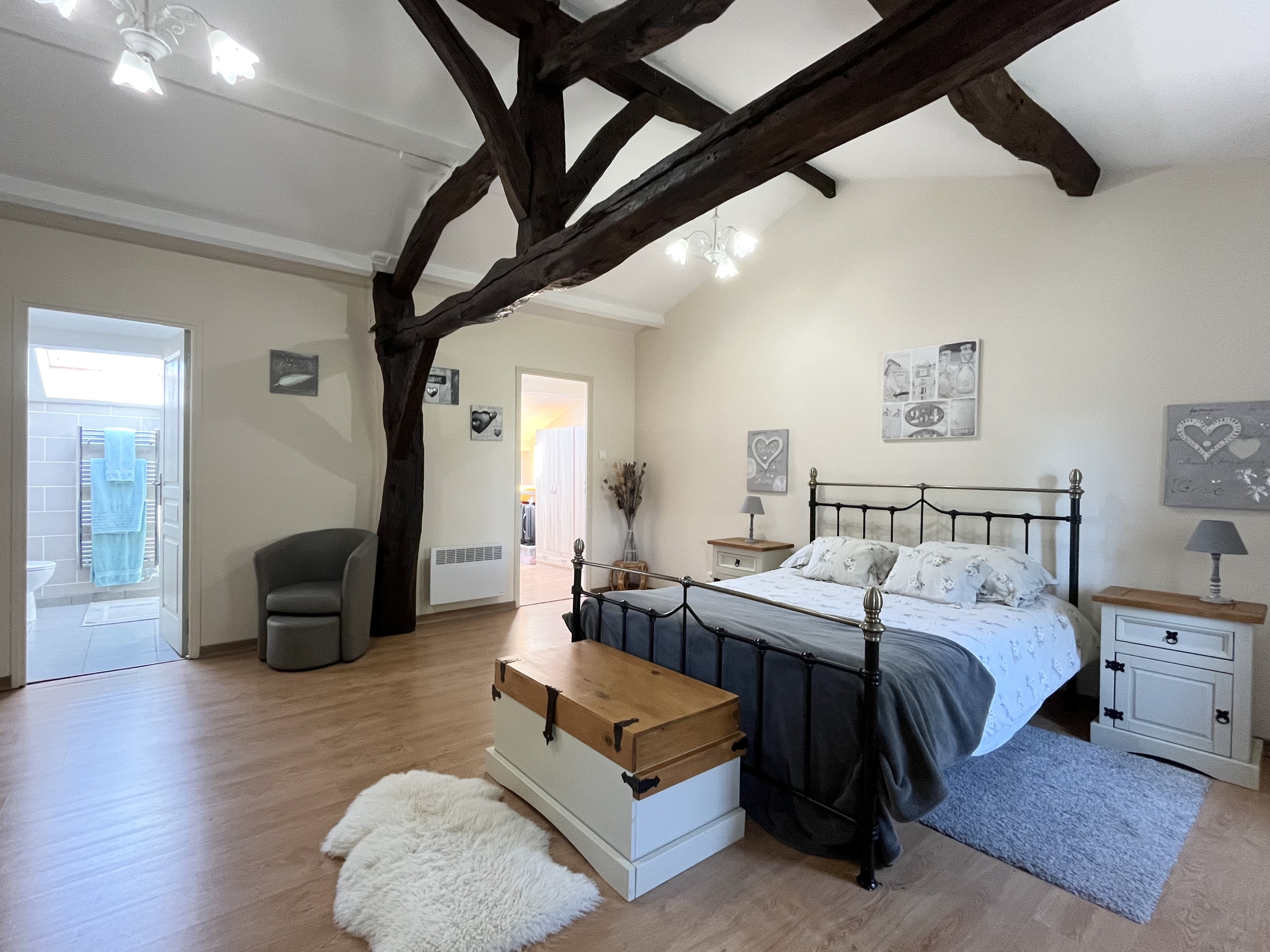 9 Bed, 7 Bath, HouseFor Sale, Ligueux, Gironde, Aquitaine, 33220