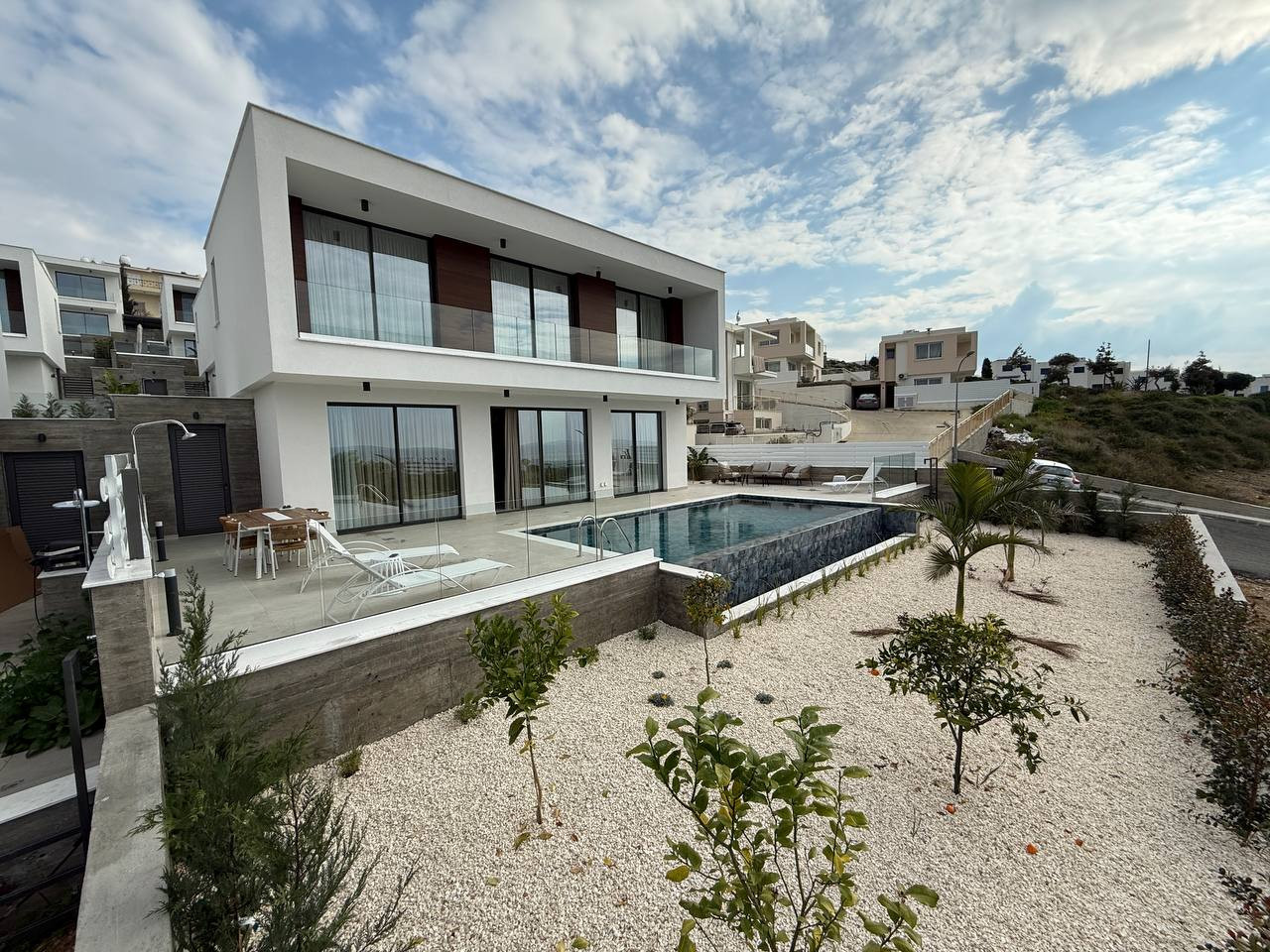 3 Bed, 2 Bath, HouseFor Sale, Chlorakas, Paphos