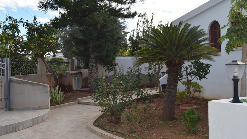 3 Bed, 2 Bath, HouseFor Sale, Coral Bay, Paphos