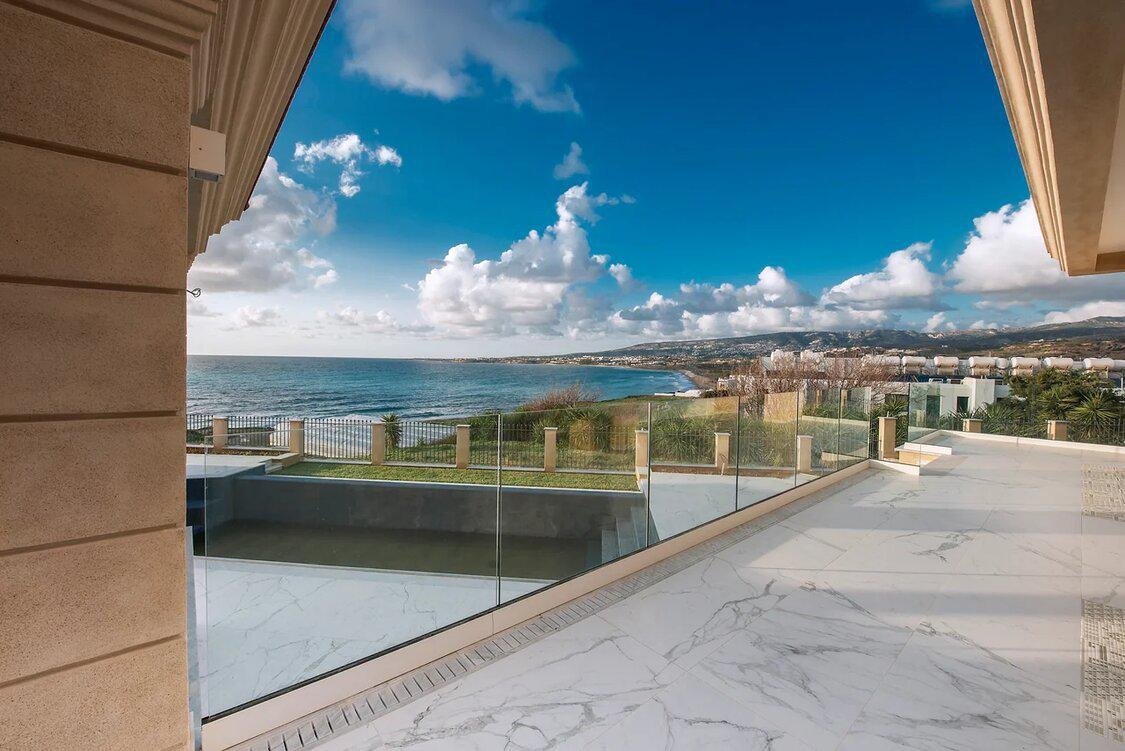 5 Bed, 5 Bath, HouseFor Sale, Kissonerga, Paphos