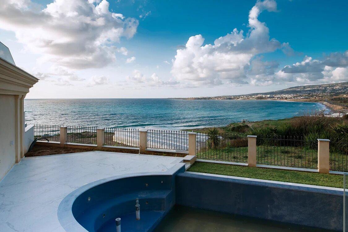 5 Bed, 5 Bath, HouseFor Sale, Kissonerga, Paphos