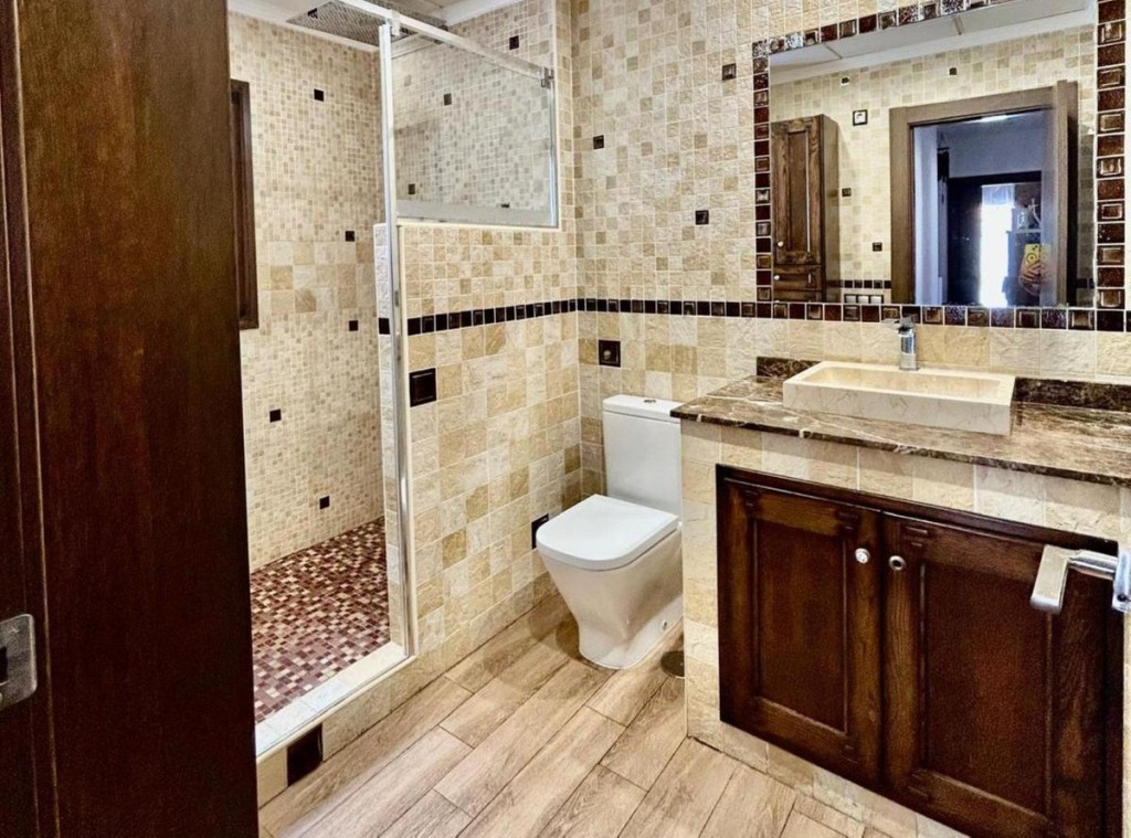 3 Bed, 2 Bath, ApartmentFor Sale, Istán, Malaga