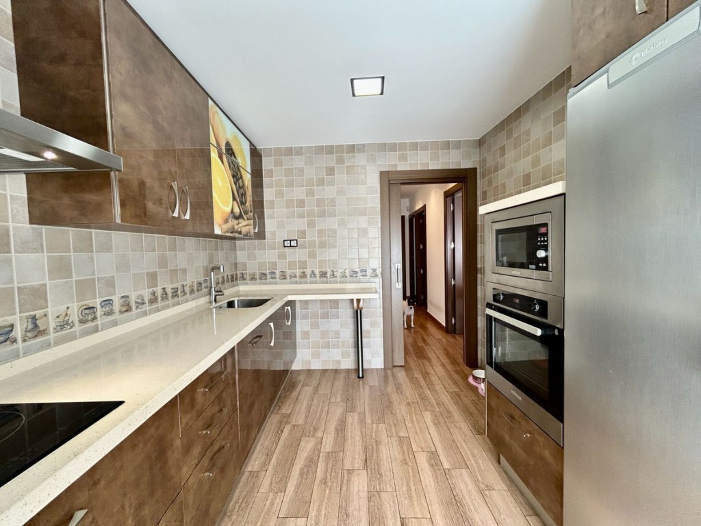 3 Bed, 2 Bath, ApartmentFor Sale, Istán, Malaga