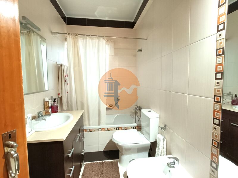3 Bed, 2 Bath, ApartmentFor Sale, Olhão, Faro