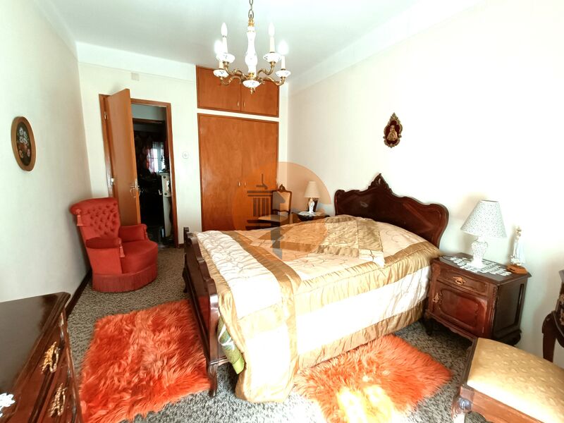 3 Bed, 2 Bath, ApartmentFor Sale, Olhão, Faro