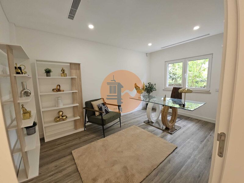 4 Bed, 4 Bath, HouseFor Sale, Almada, Setubal