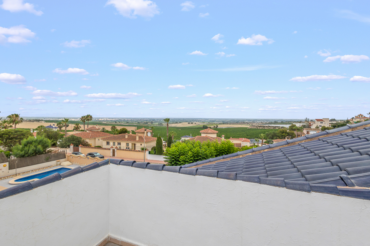 4 Bed, 3 Bath, HouseFor Sale, Algorfa, Alicante