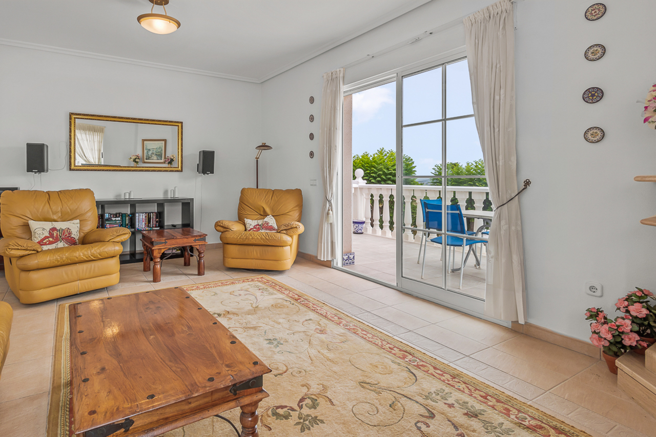 4 Bed, 3 Bath, HouseFor Sale, Algorfa, Alicante