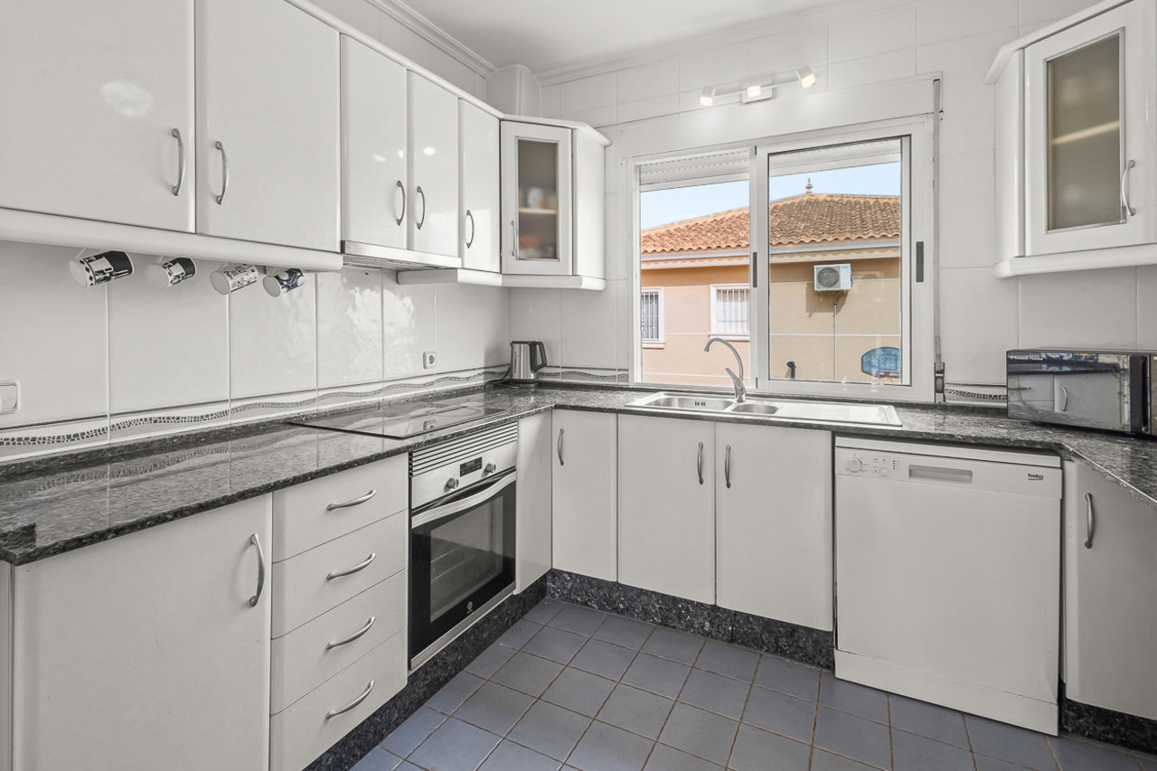 4 Bed, 3 Bath, HouseFor Sale, Algorfa, Alicante