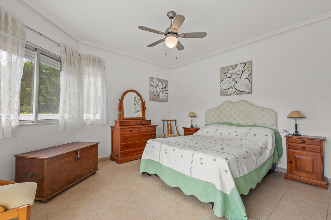 4 Bed, 3 Bath, HouseFor Sale, Algorfa, Alicante