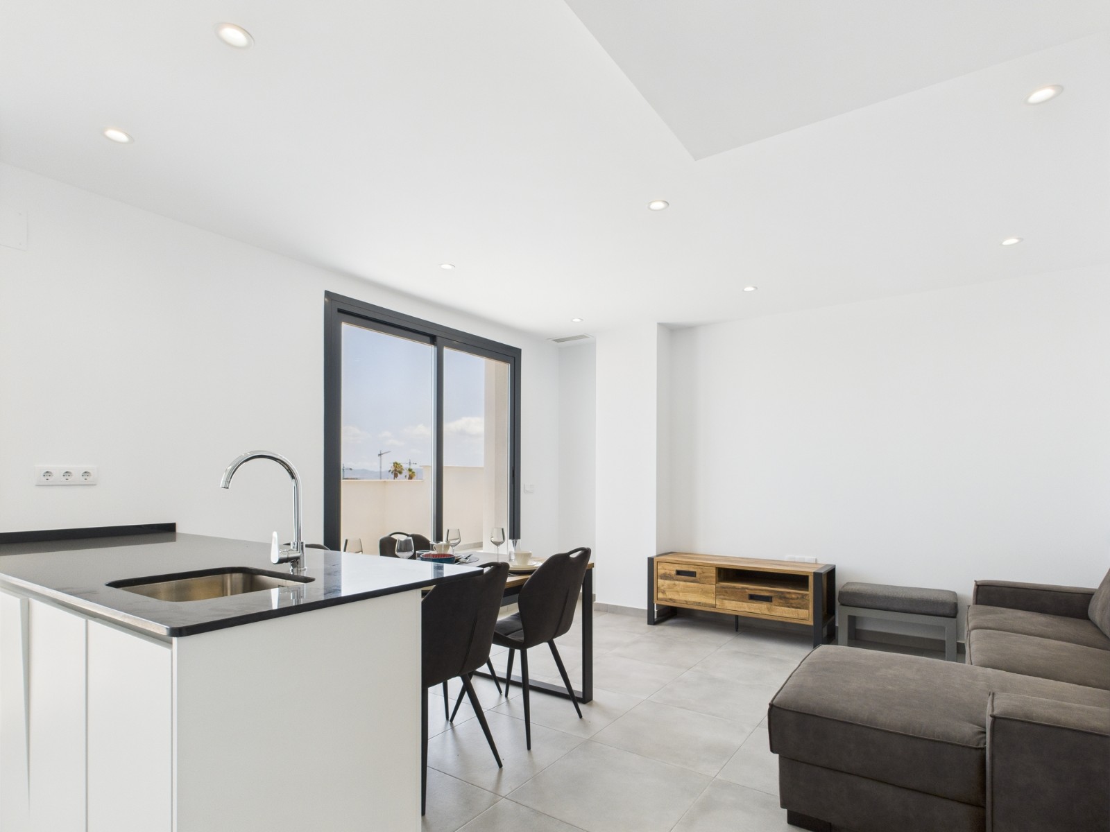 2 Bed, 2 Bath, ApartmentFor Sale, Santa Rosalia Resort, Murcia