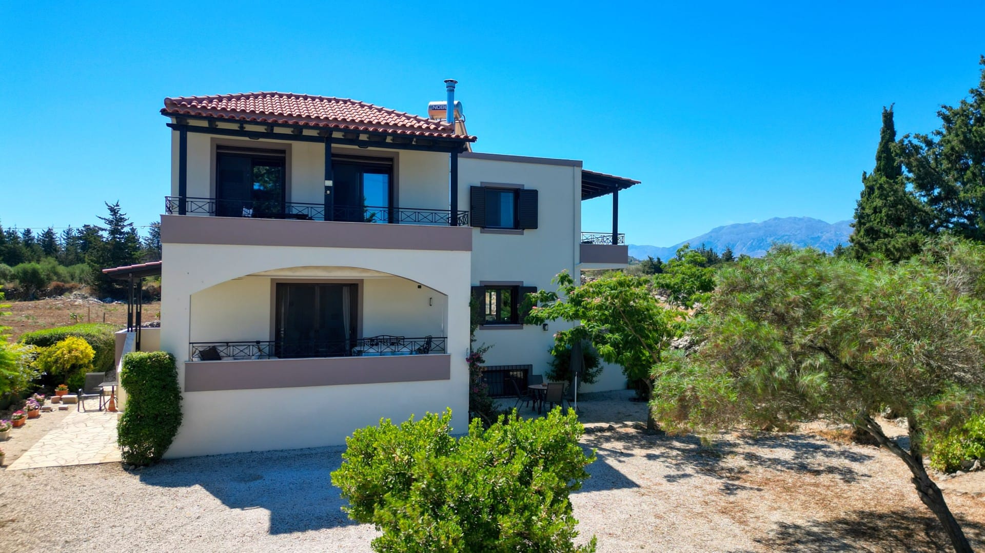 4 Bed, 2 Bath, HouseFor Sale, Chania, Crete