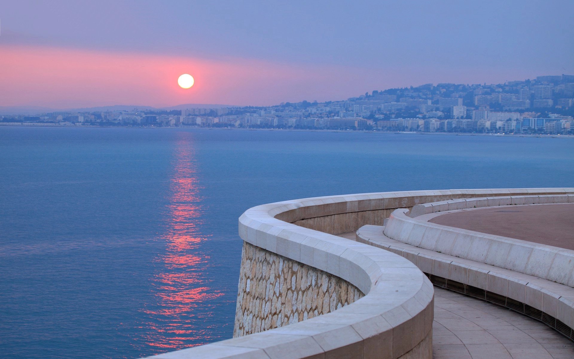 2 Bed, 1 Bath, ApartmentFor Sale, Nice, Alpes-Maritimes