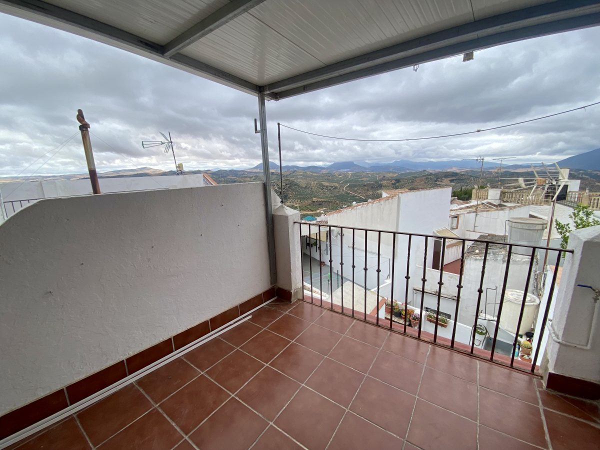 3 Bed, 1 Bath, HouseFor Sale, Olvera, Andalucia