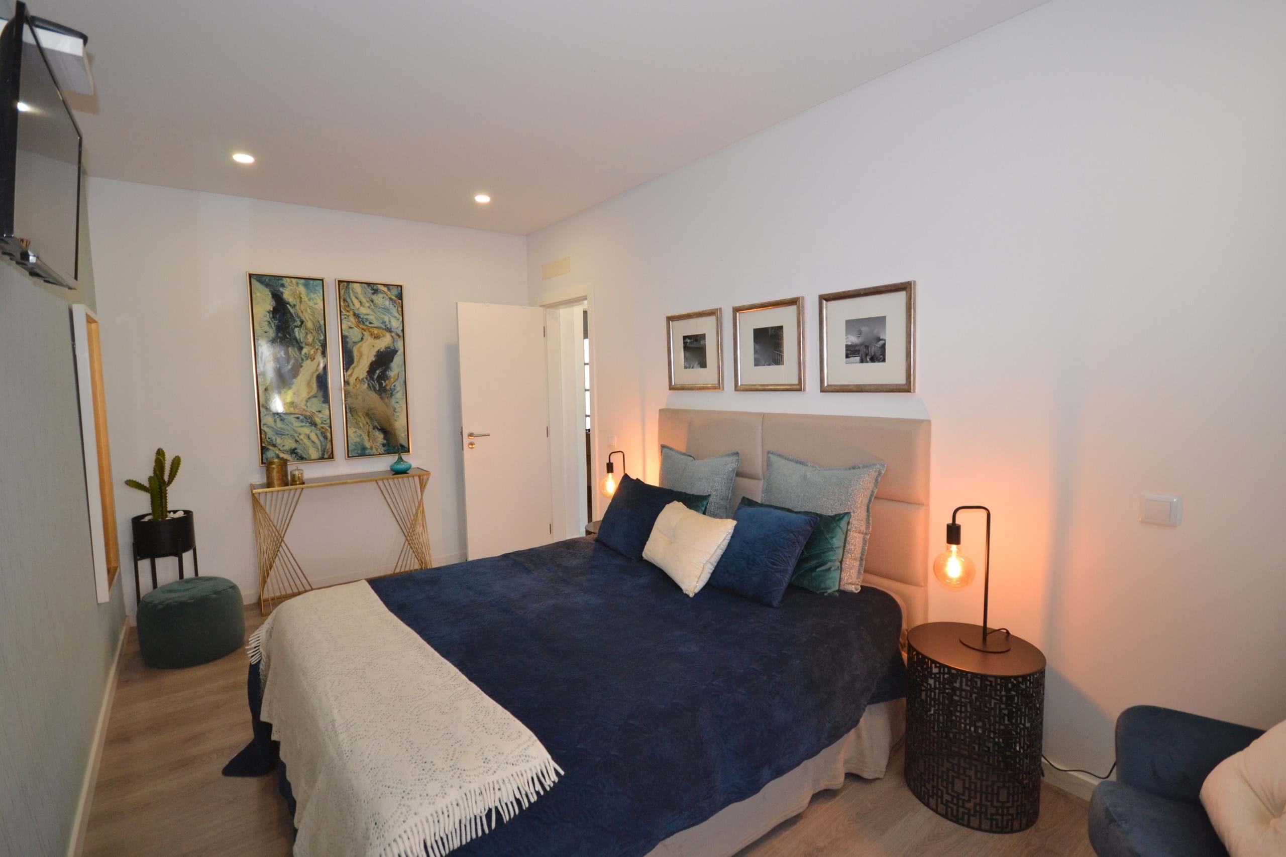 2 Bed, 1 Bath, ApartmentFor Sale, Albufeira, Faro, 8200-561