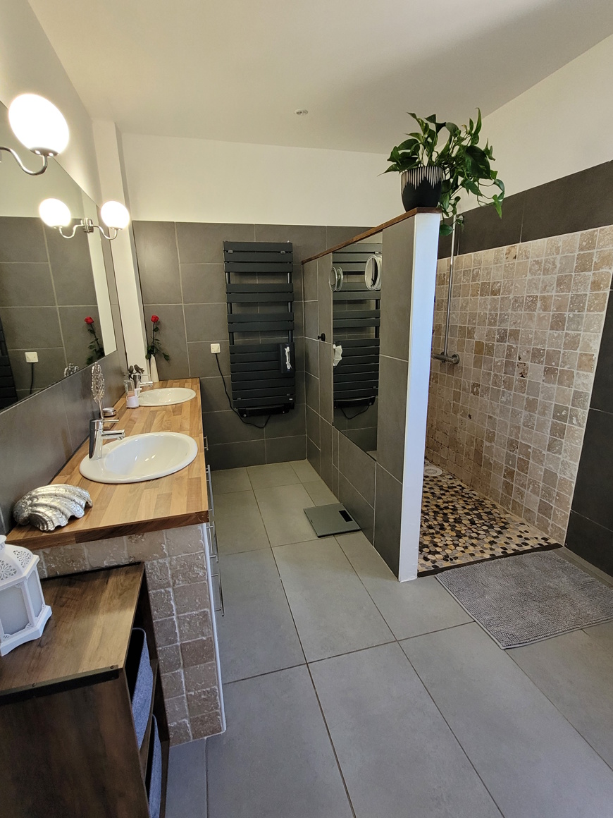 4 Bed, 2 Bath, HouseFor Sale, Alignan Du Vent, Herault, Languedoc-Roussillon, 34290