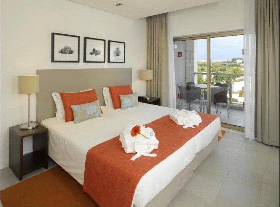 1 Bed, 1 Bath, ApartmentFor Sale, Portimao, Faro, 8500-032