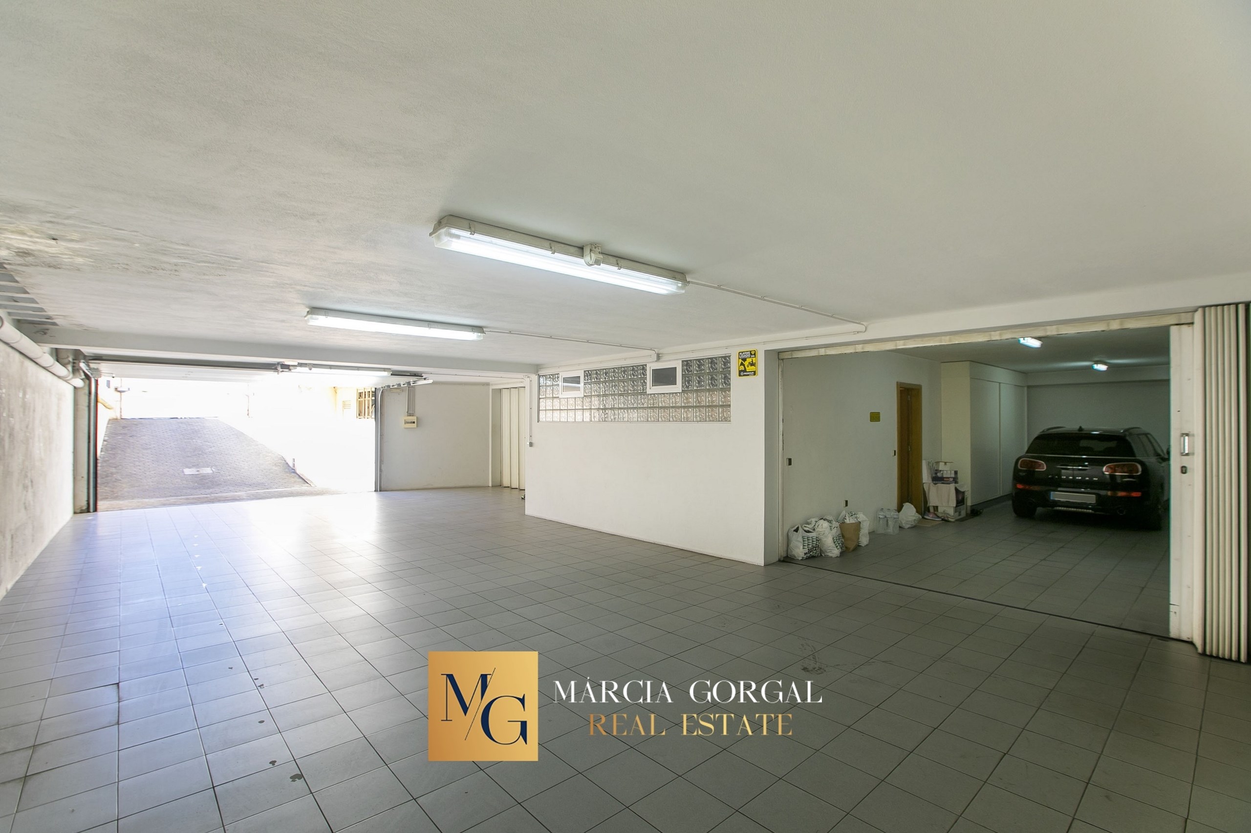 3 Bed, 4 Bath, HouseFor Sale, Vila Nova de Gaia, Porto, 4405-699 Vila Nova d