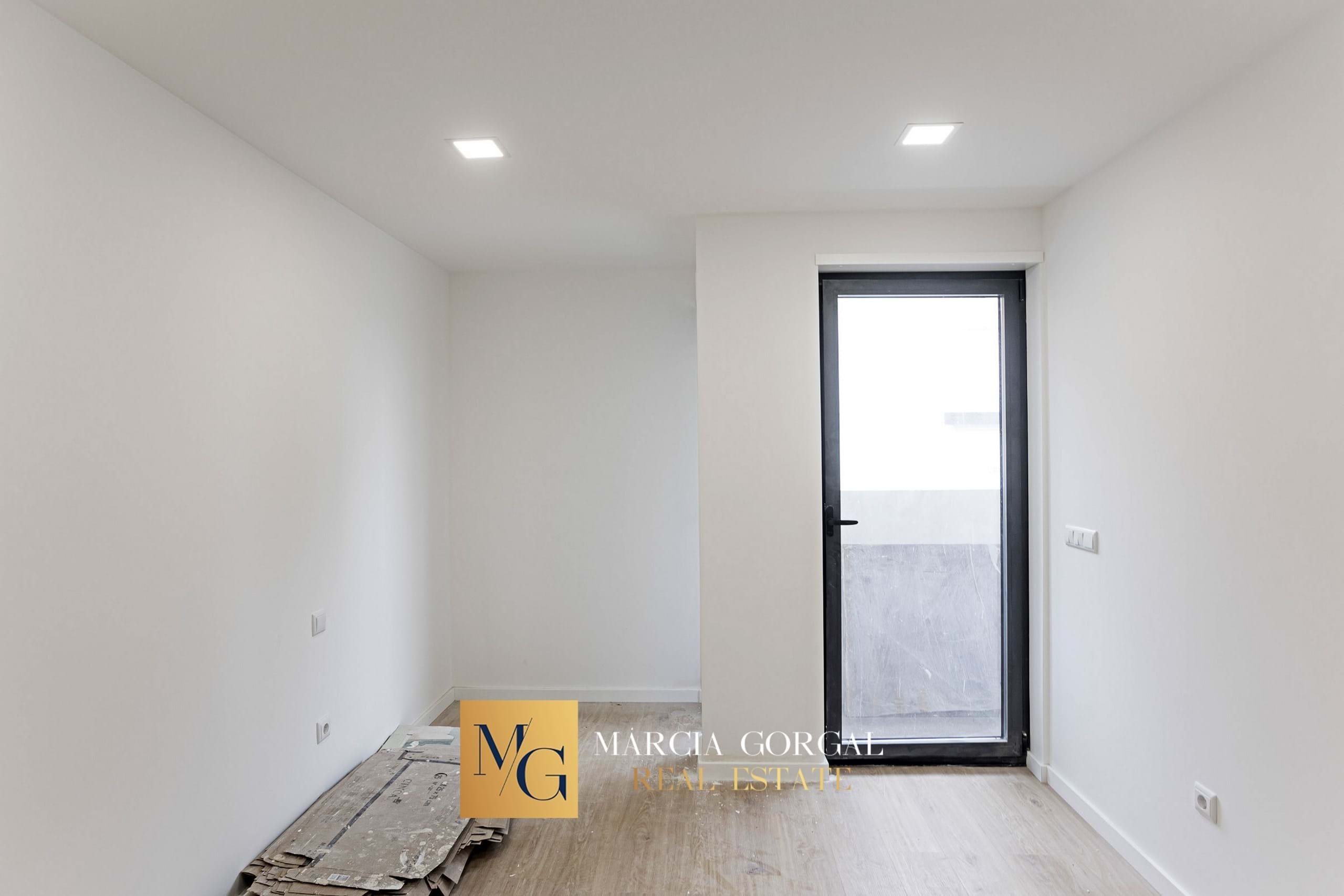 1 Bed, 1 Bath, ApartmentFor Sale, Vila Nova de Gaia, Porto, 4400-270