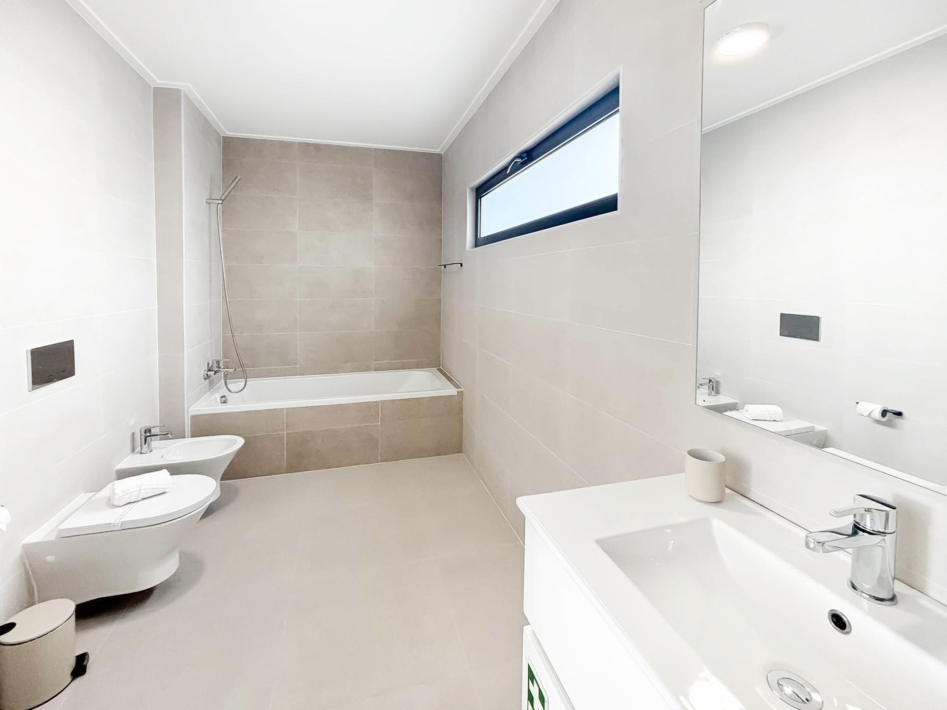 3 Bed, 2 Bath, HouseFor Sale, Caldas da Rainha, Leiria, 2500-507