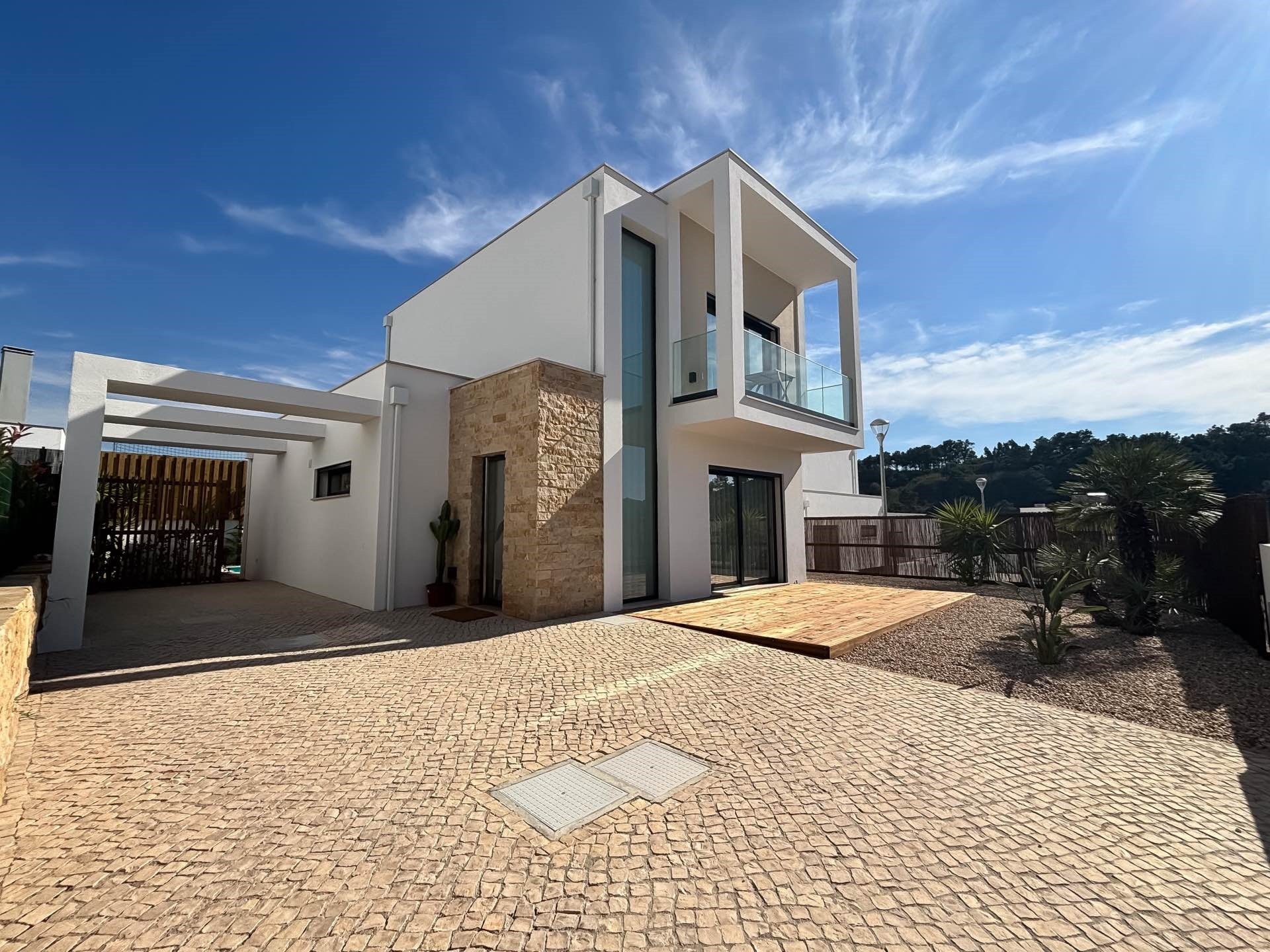 3 Bed, 2 Bath, HouseFor Sale, Caldas da Rainha, Leiria, 2500-507