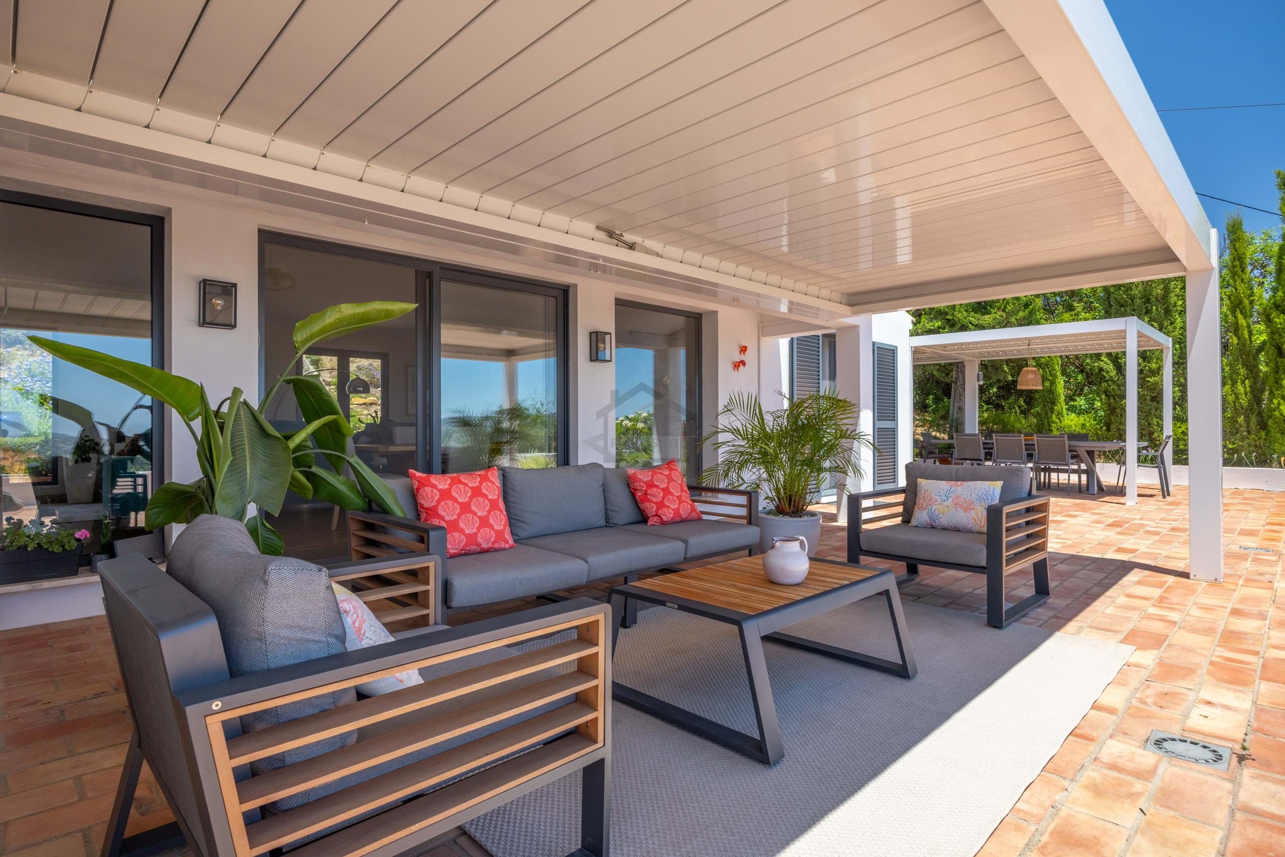 3 Bed, 2 Bath, HouseFor Sale, Loulé, Faro, 8100-226 3 Bed, 2 Bath, HouseFor Sale, Loulé, Faro, 8100-226