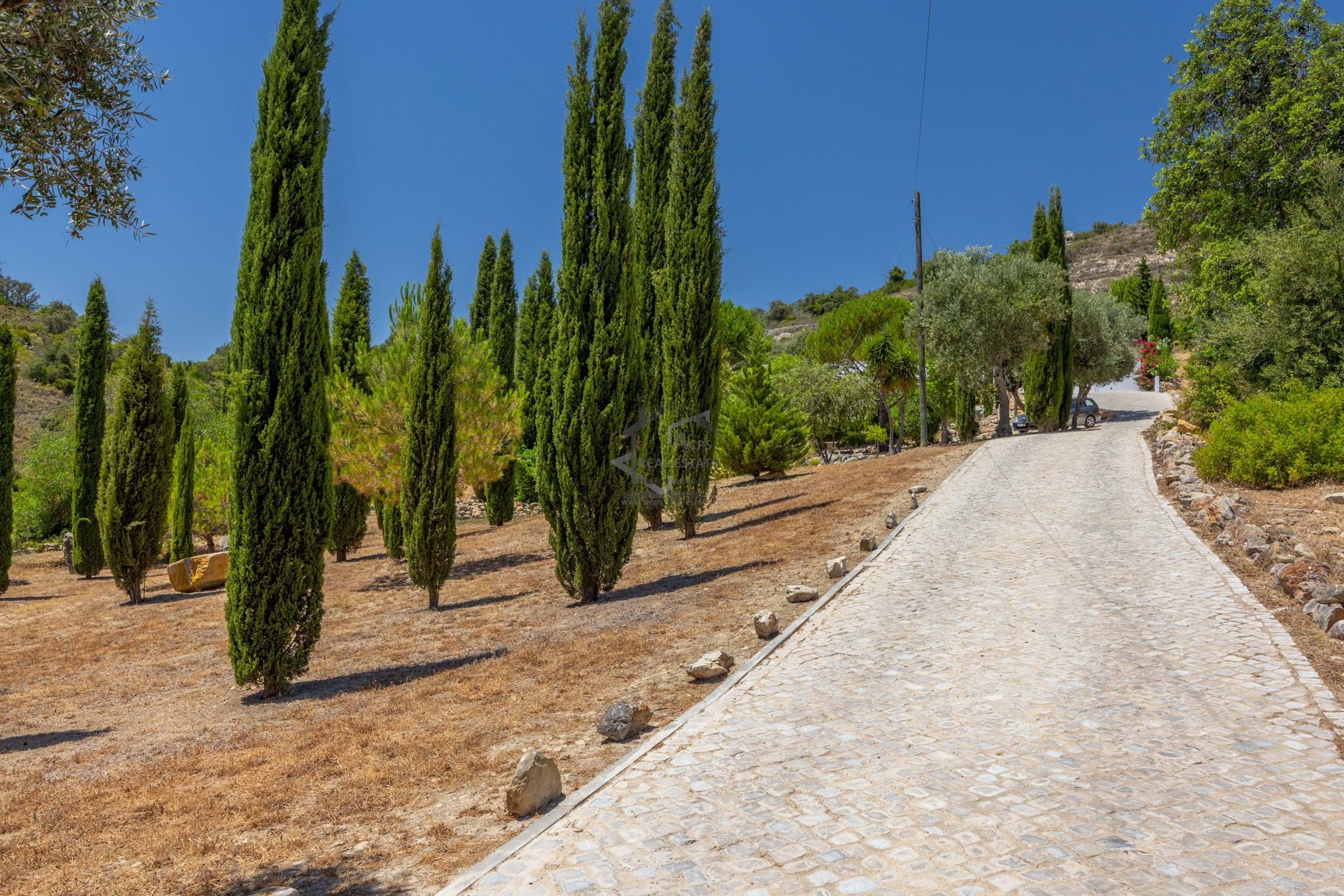 3 Bed, 2 Bath, HouseFor Sale, Loulé, Faro, 8100-226 3 Bed, 2 Bath, HouseFor Sale, Loulé, Faro, 8100-226