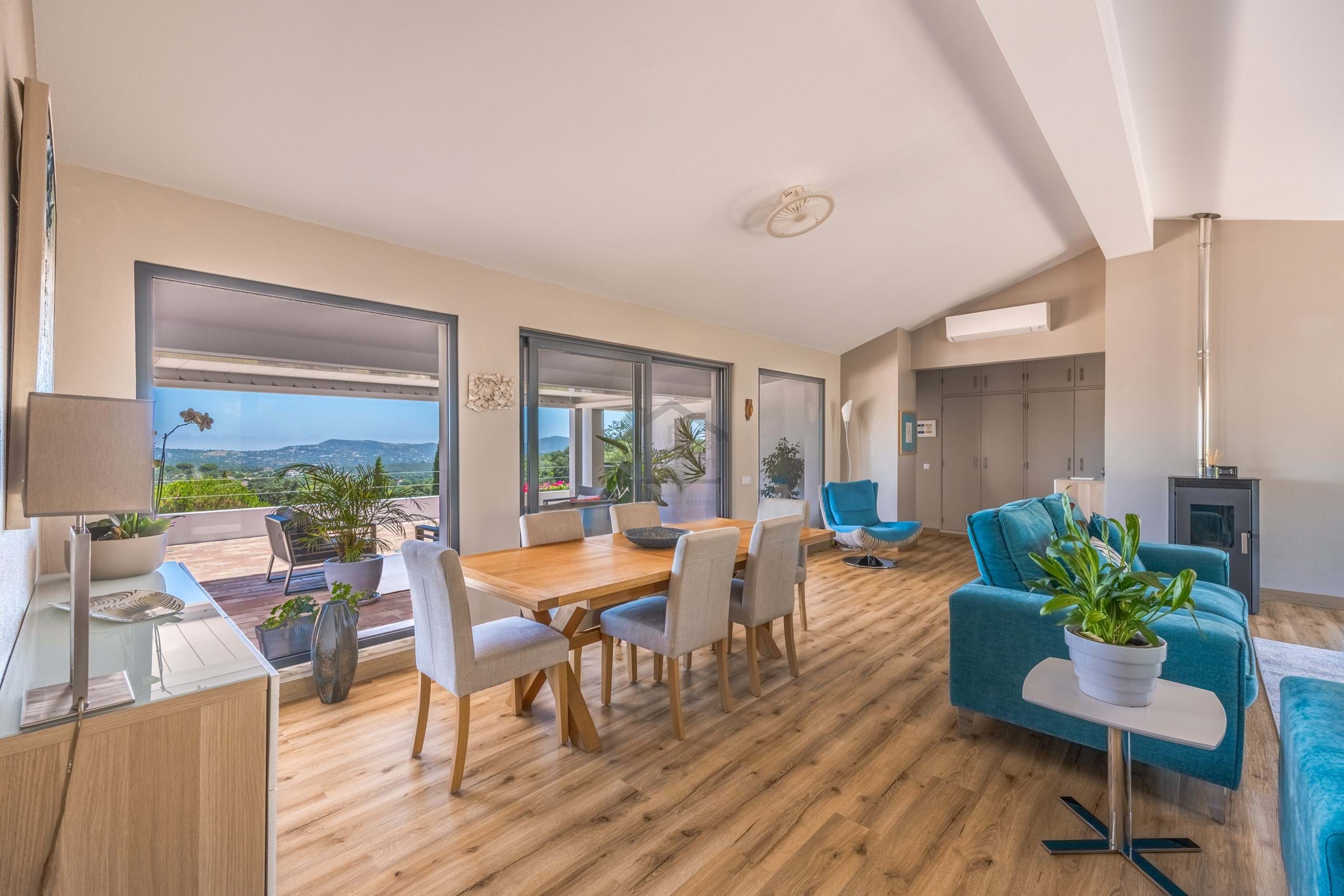 3 Bed, 2 Bath, HouseFor Sale, Loulé, Faro, 8100-226 3 Bed, 2 Bath, HouseFor Sale, Loulé, Faro, 8100-226