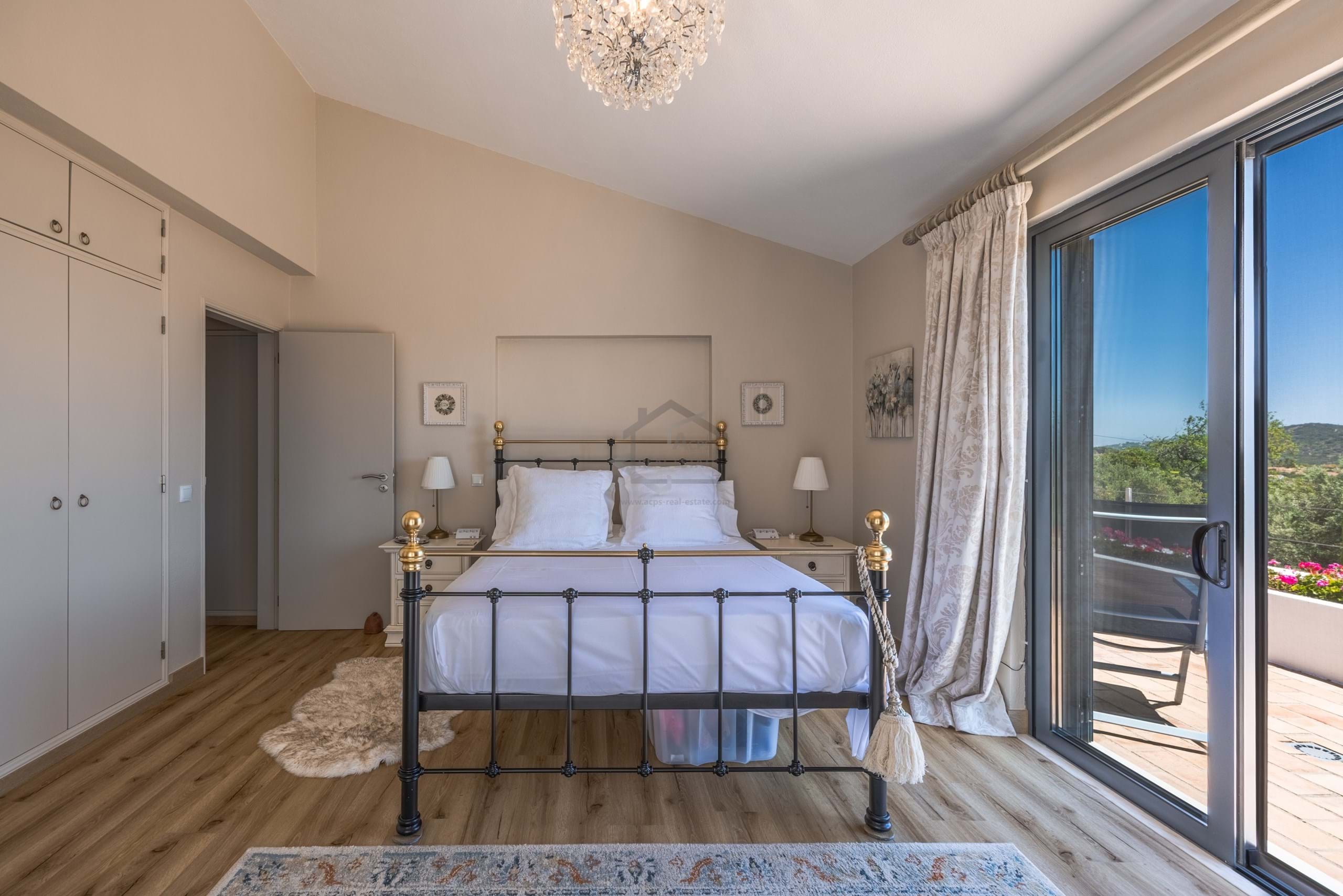 3 Bed, 2 Bath, HouseFor Sale, Loulé, Faro, 8100-226 3 Bed, 2 Bath, HouseFor Sale, Loulé, Faro, 8100-226