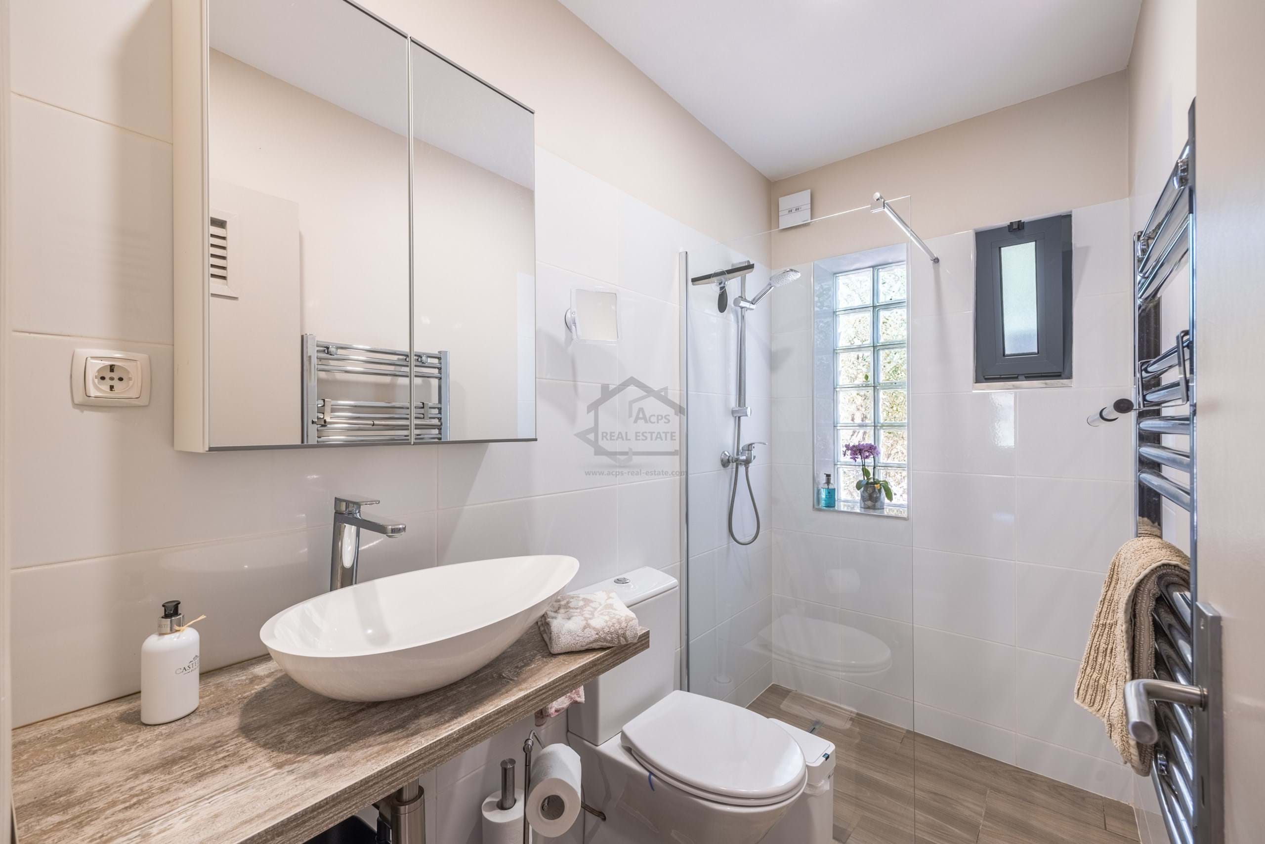 3 Bed, 2 Bath, HouseFor Sale, Loulé, Faro, 8100-226 3 Bed, 2 Bath, HouseFor Sale, Loulé, Faro, 8100-226