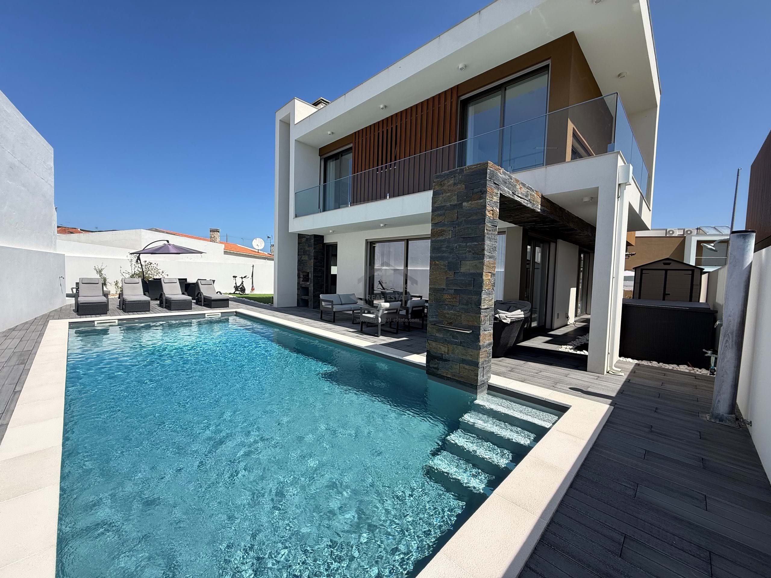 4 Bed, 3 Bath, HouseFor Sale, Salir Do Porto, Caldas da Rainha, Leiria