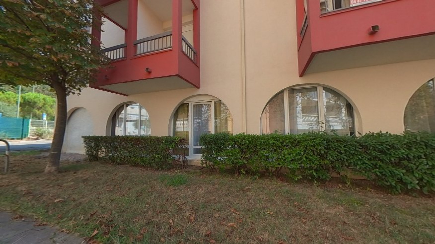 1 Bed, ApartmentFor Sale, Lamalou Les Bains, Herault, Languedoc-Roussillon, 34240