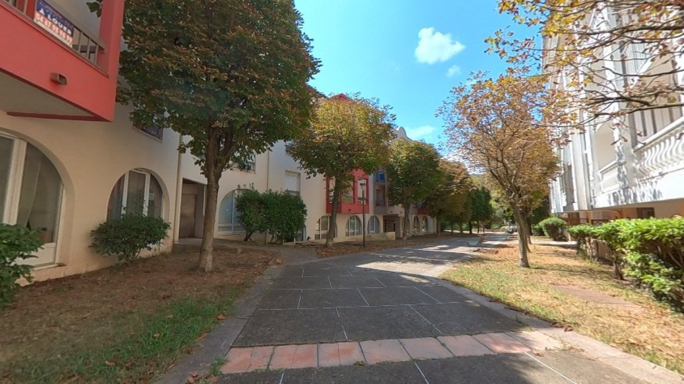 1 Bed, ApartmentFor Sale, Lamalou Les Bains, Herault, Languedoc-Roussillon, 34240