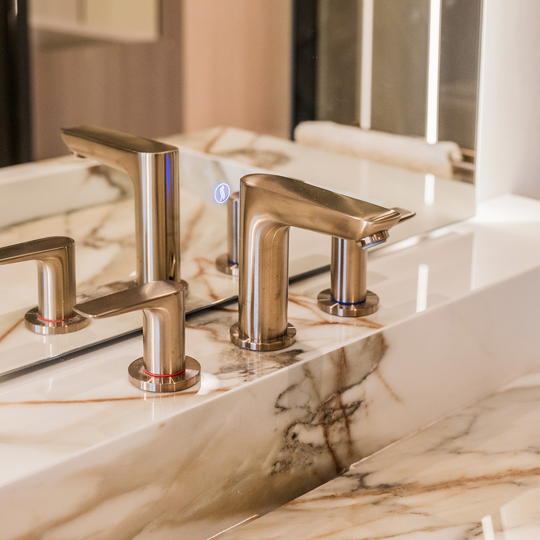 3 Bed, 2 Bath, ApartmentFor Sale, Estepona, Malaga