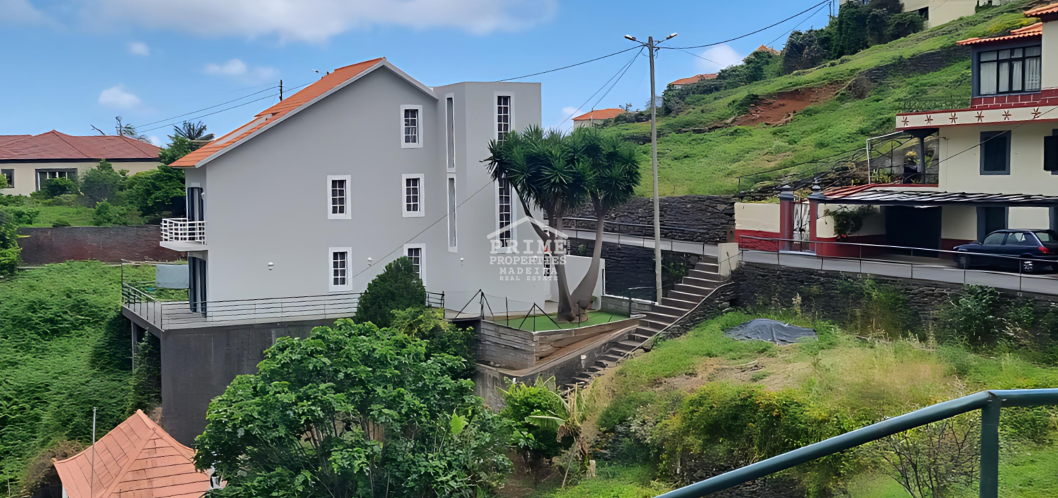 3 Bed, 2 Bath, HouseFor Sale, Ribeira Brava, Ilha da Madeira, 9350-093
