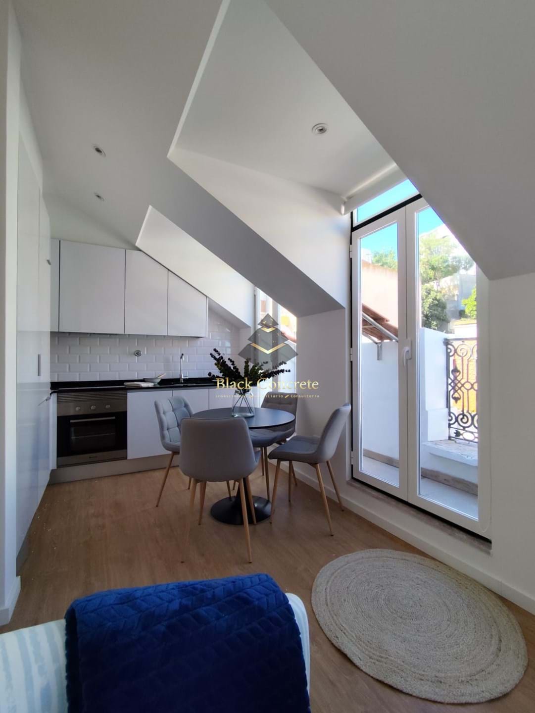 2 Bed, 1 Bath, ApartmentFor Sale, Lisboa, Lisboa, 1170-376